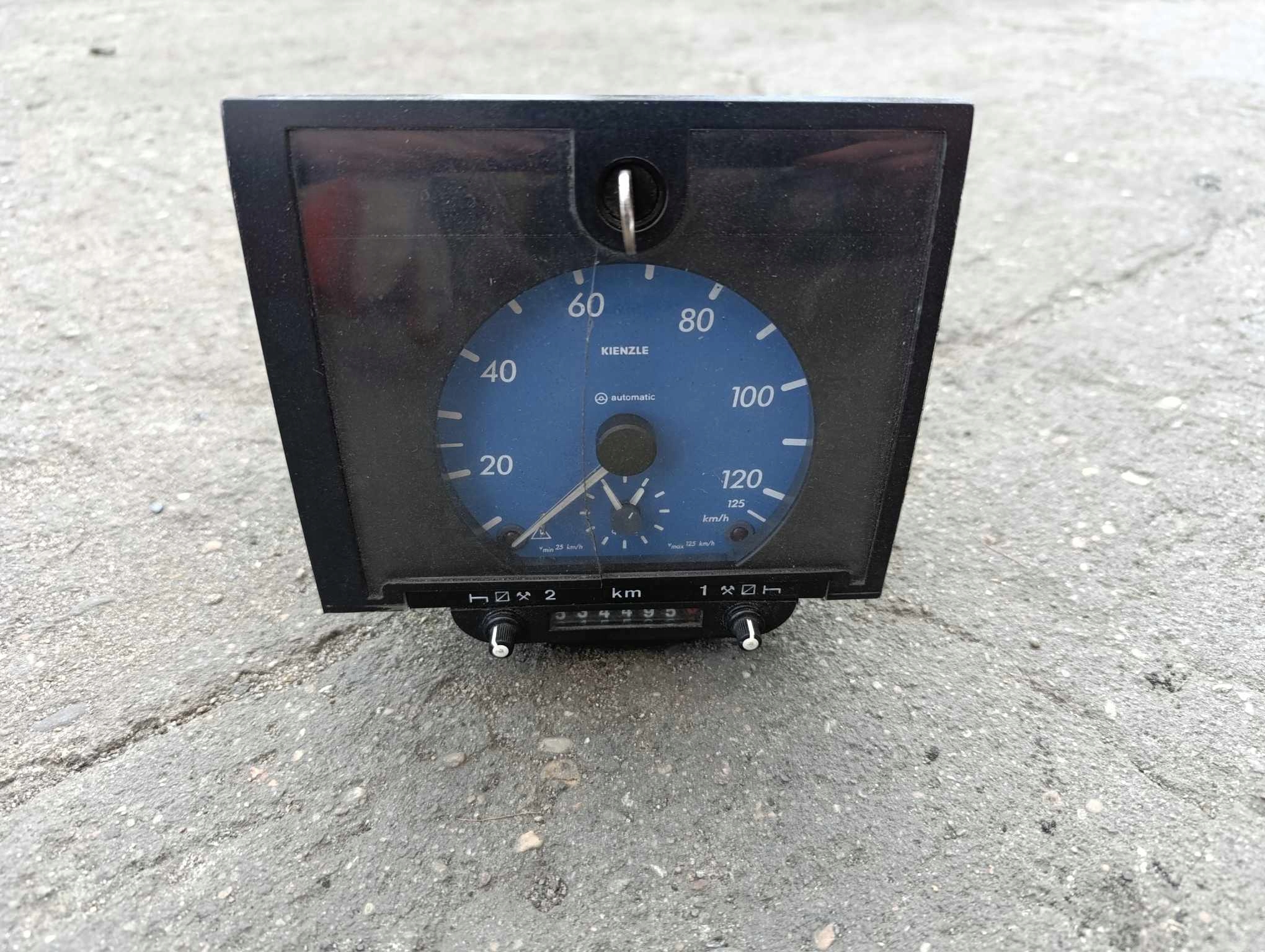 TACHOGRAF NA TARCZKĘ MERCEDES ATEGO 250 ZŁ NETTO