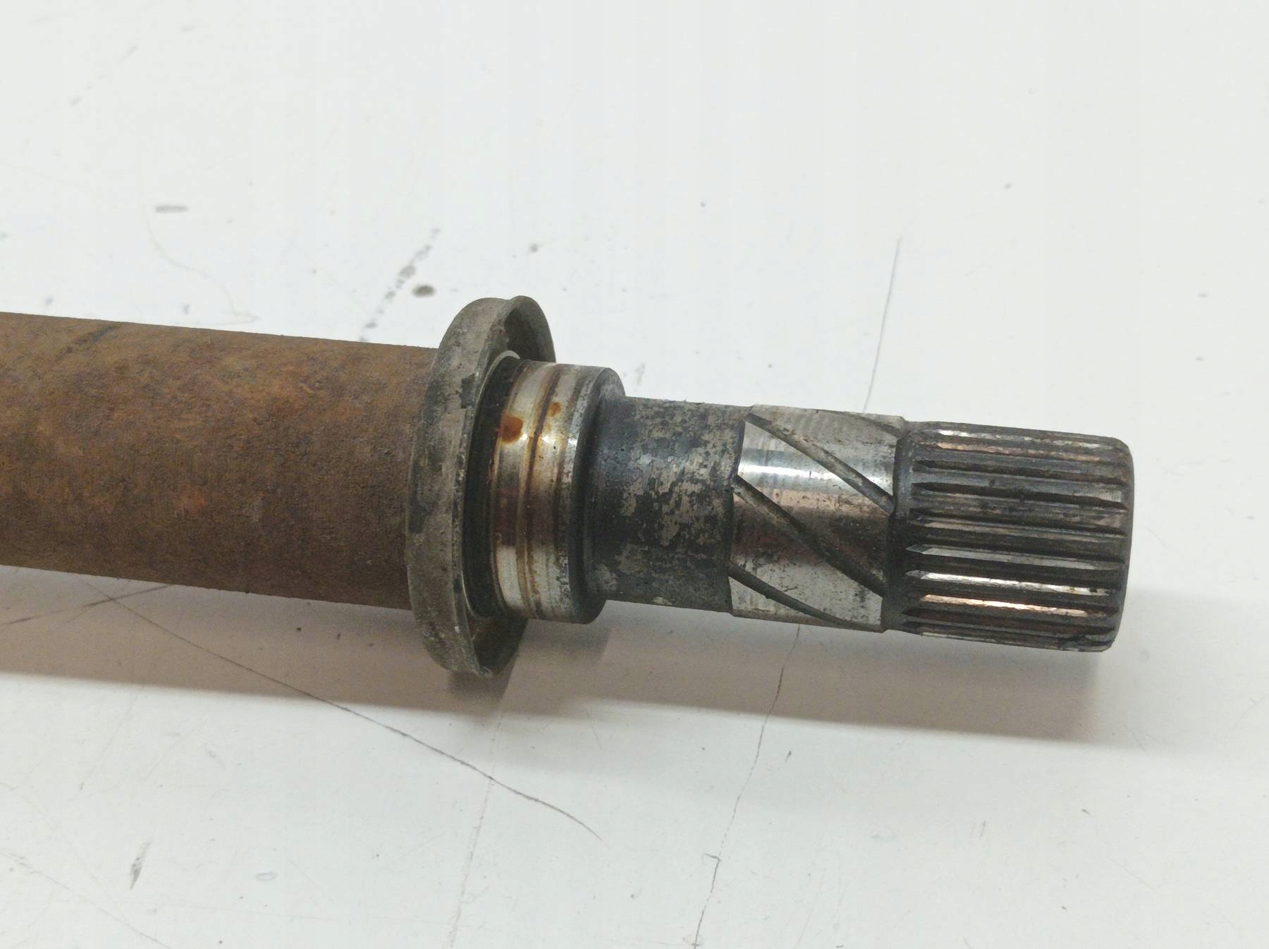 semi-axis right front 1.5 DCI 391006777R Renault Scenic III (2009- )