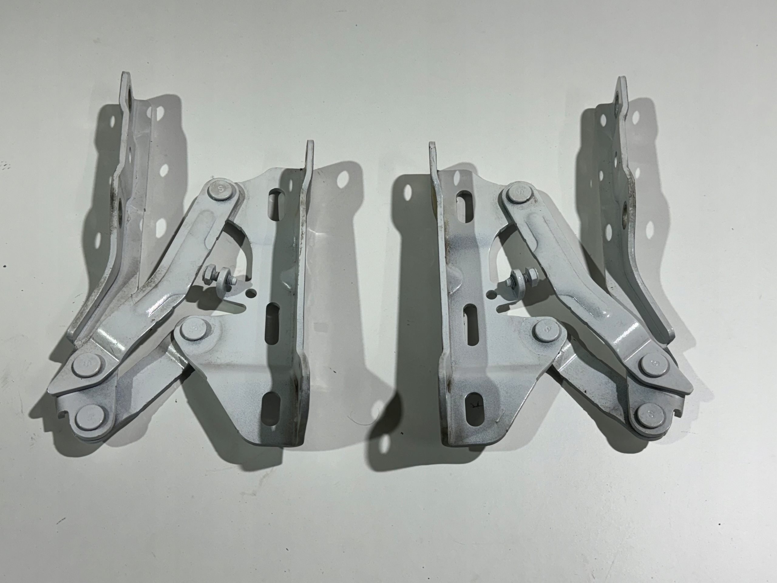 ZAWIASY MASKI KOMPLET HYUNDAI TUCSON IV 21-23 PYW