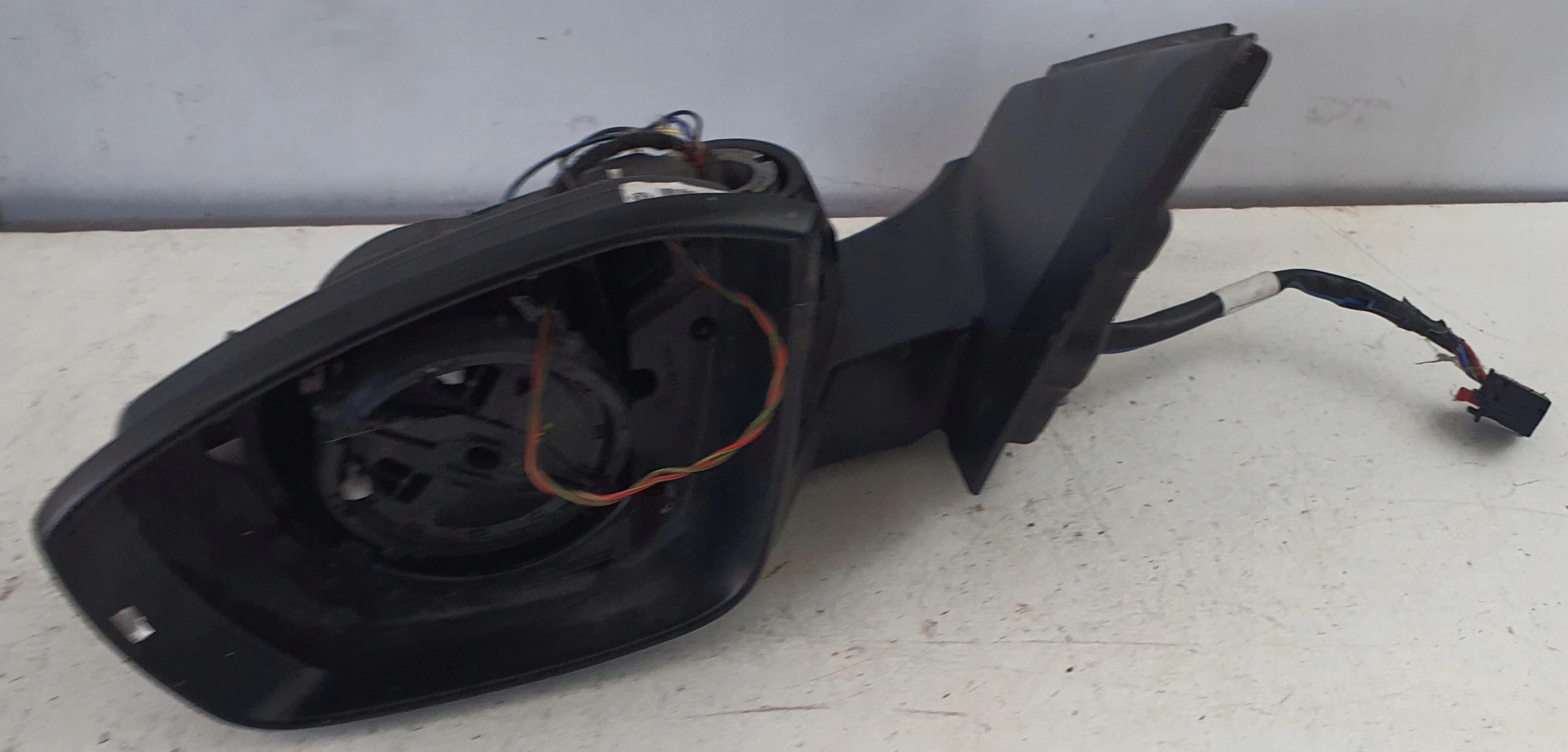 VW T-CROSS 2GM 10 PIN cover support mirror left