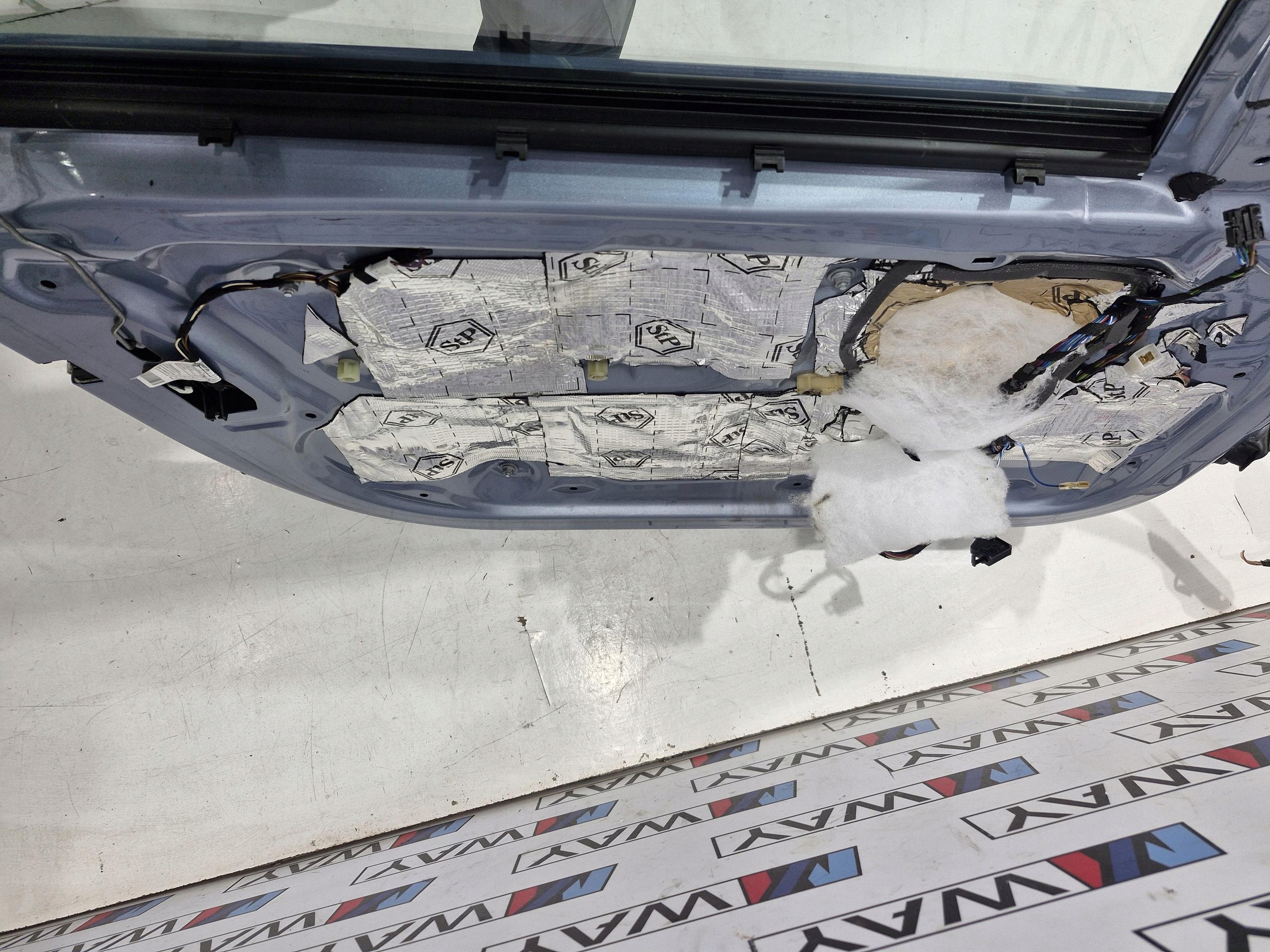 BMW E90 E91 Tür links links vorne 896 BLUEWATER