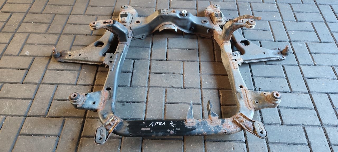 axle beam subframe front front Opel Astra H