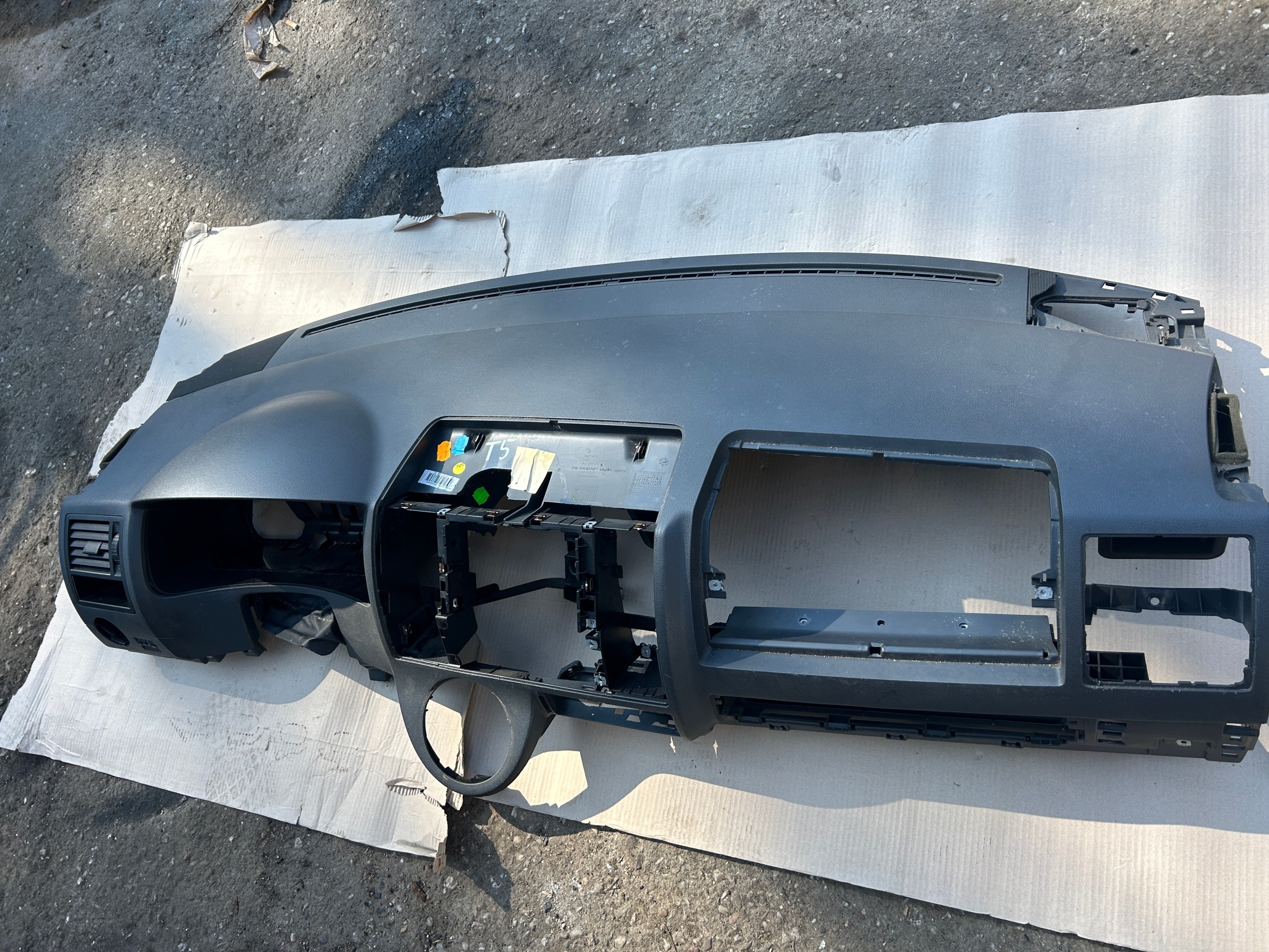 VW T5 console dashboard instrument panel original EUROPA