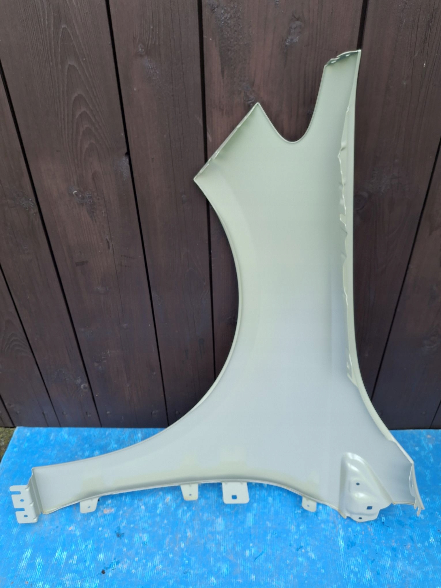 fender right front MERCEDES B-KLASA W247 2018R-> new original