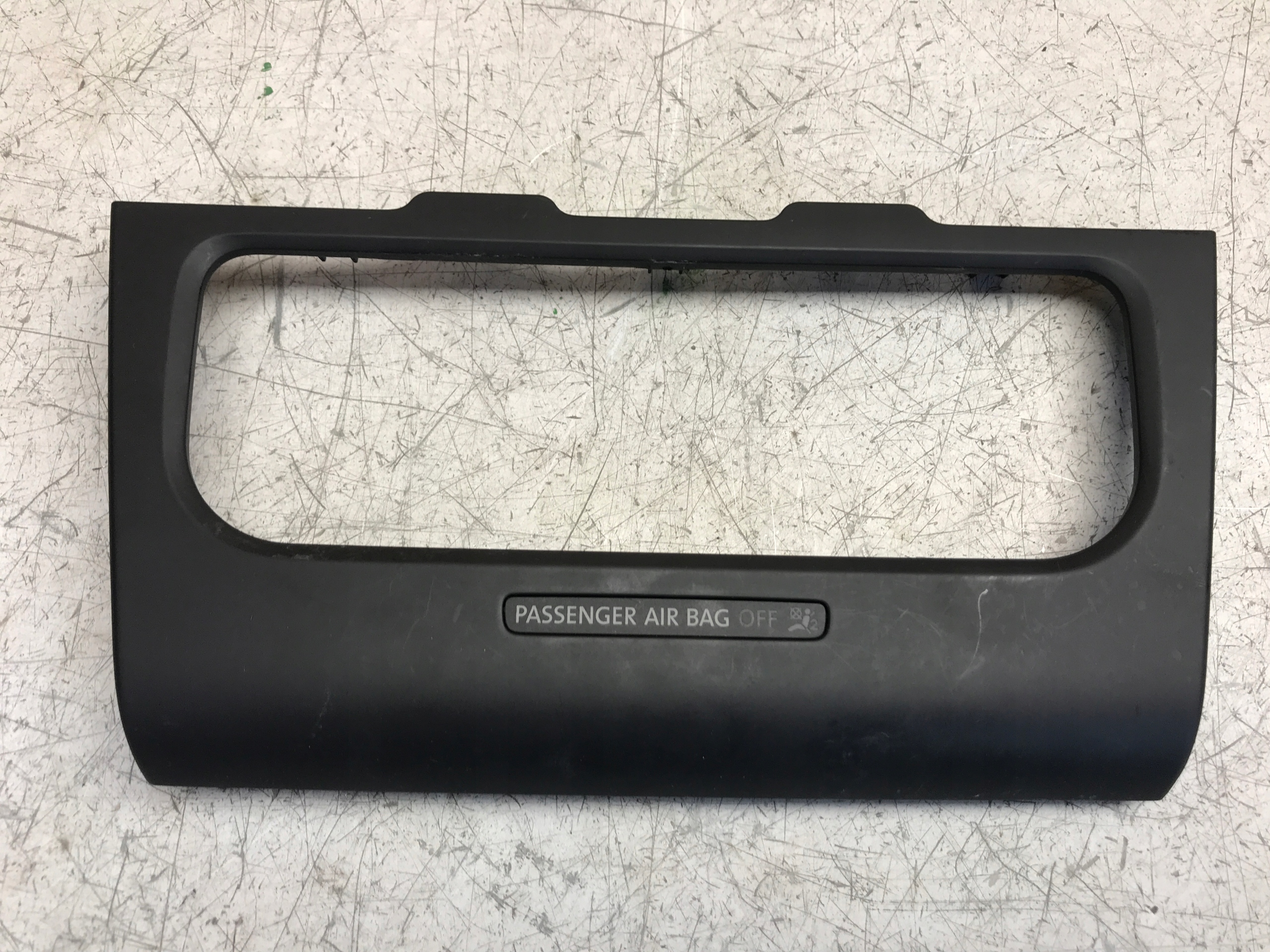 Châssis DEKOR Console VW GOLF VI 5K0858071M