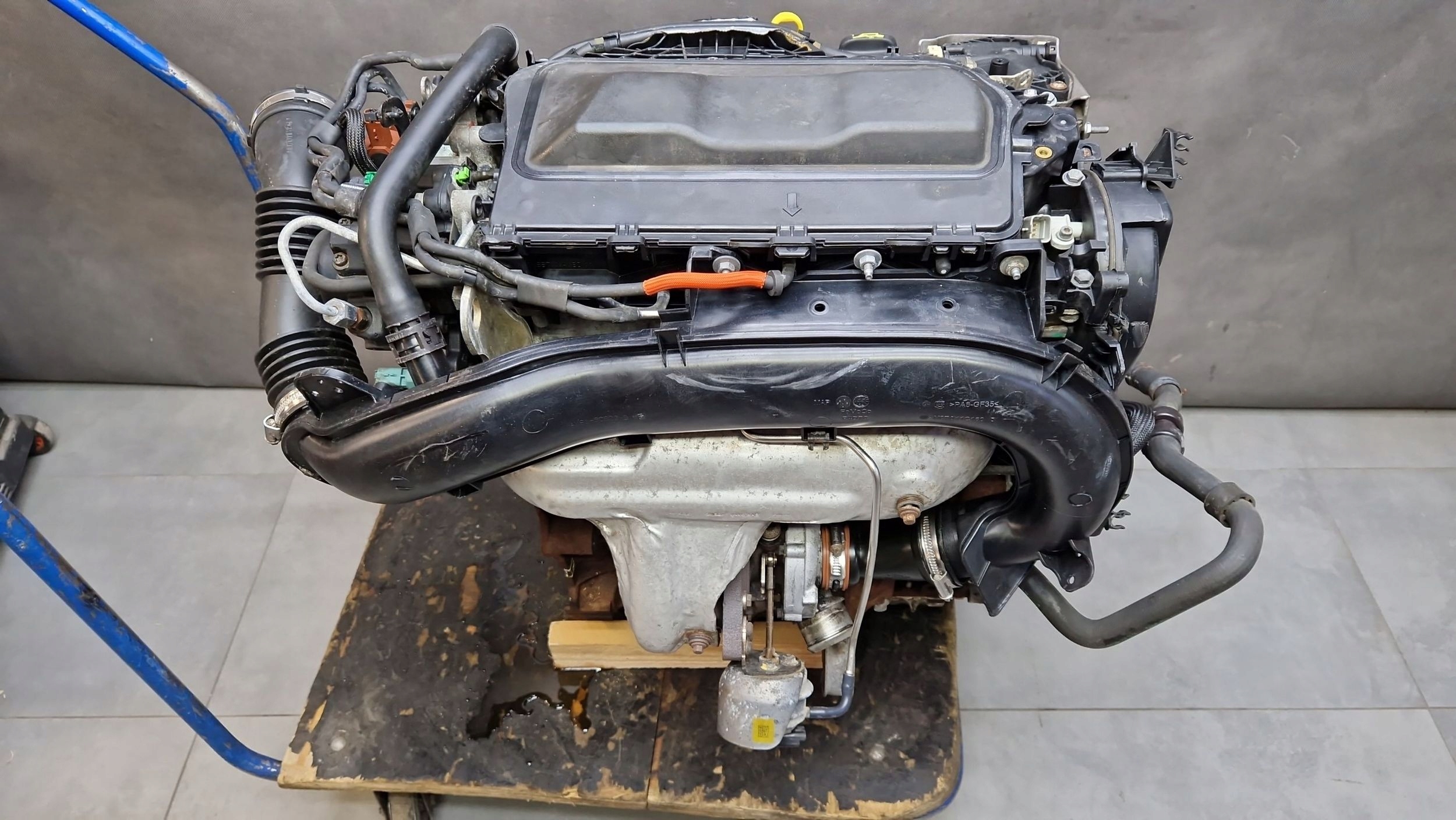 Ford Mondeo MK4 IV 2.0 TDCI engine MOTOR complete DW10C