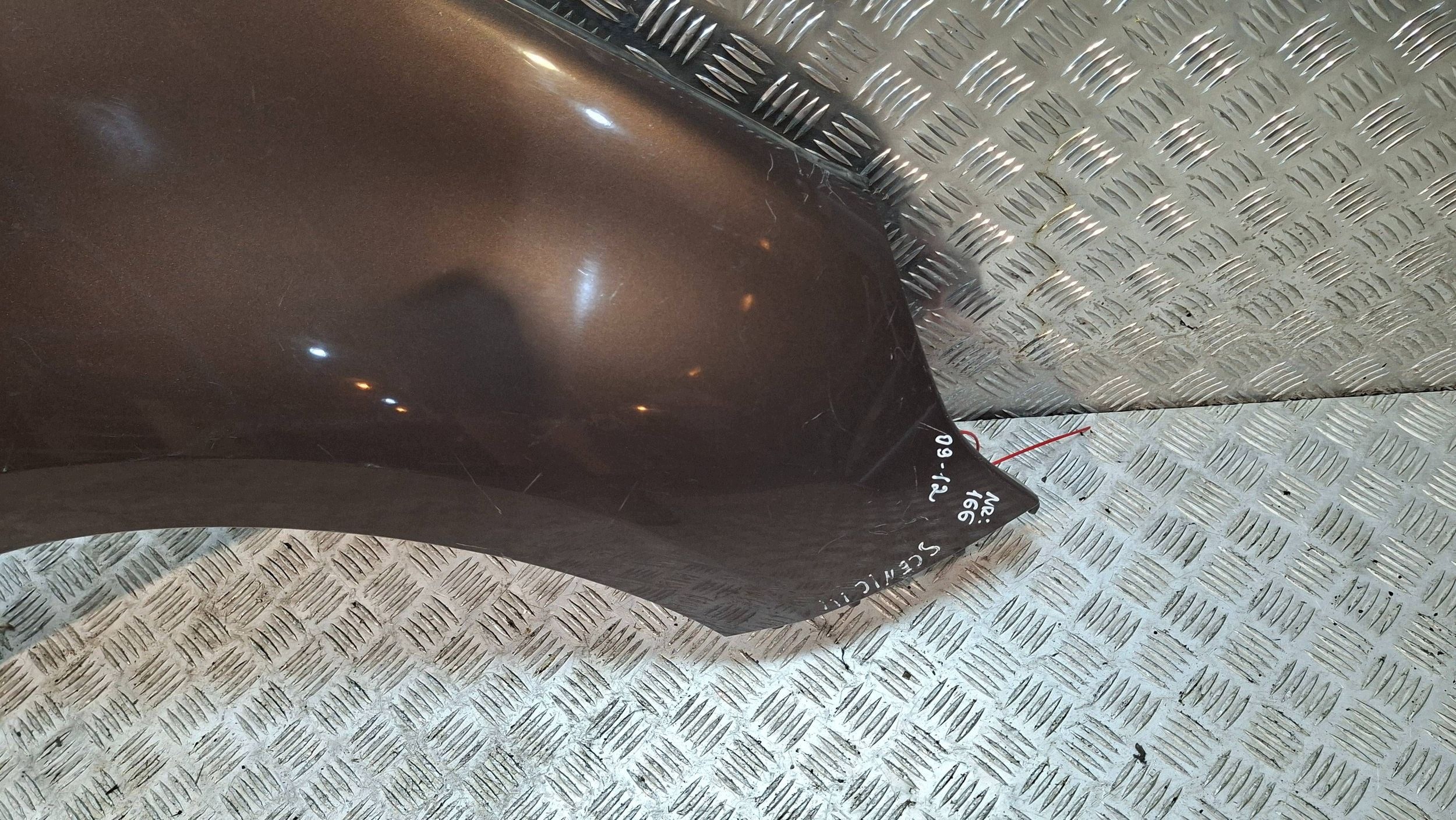 fender front right RENAULT SCENIC III 2009-2012