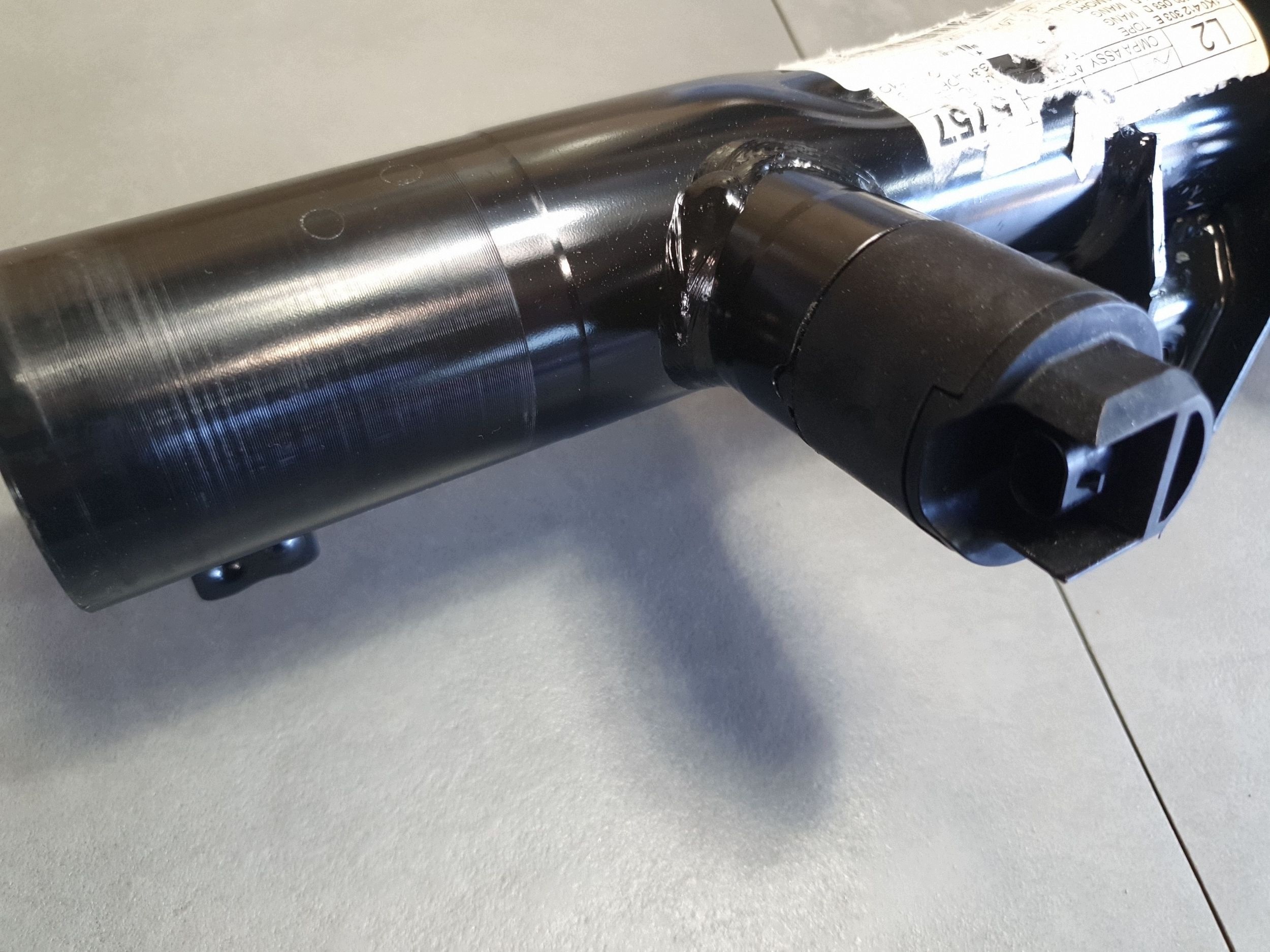 Cupra Leon IV shock absorber right front active 5FA413032A