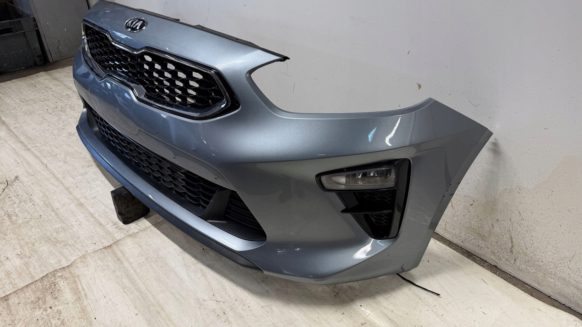 KIA CEED III KOMBI bumper front front front PREKLADgrill CS 17-21