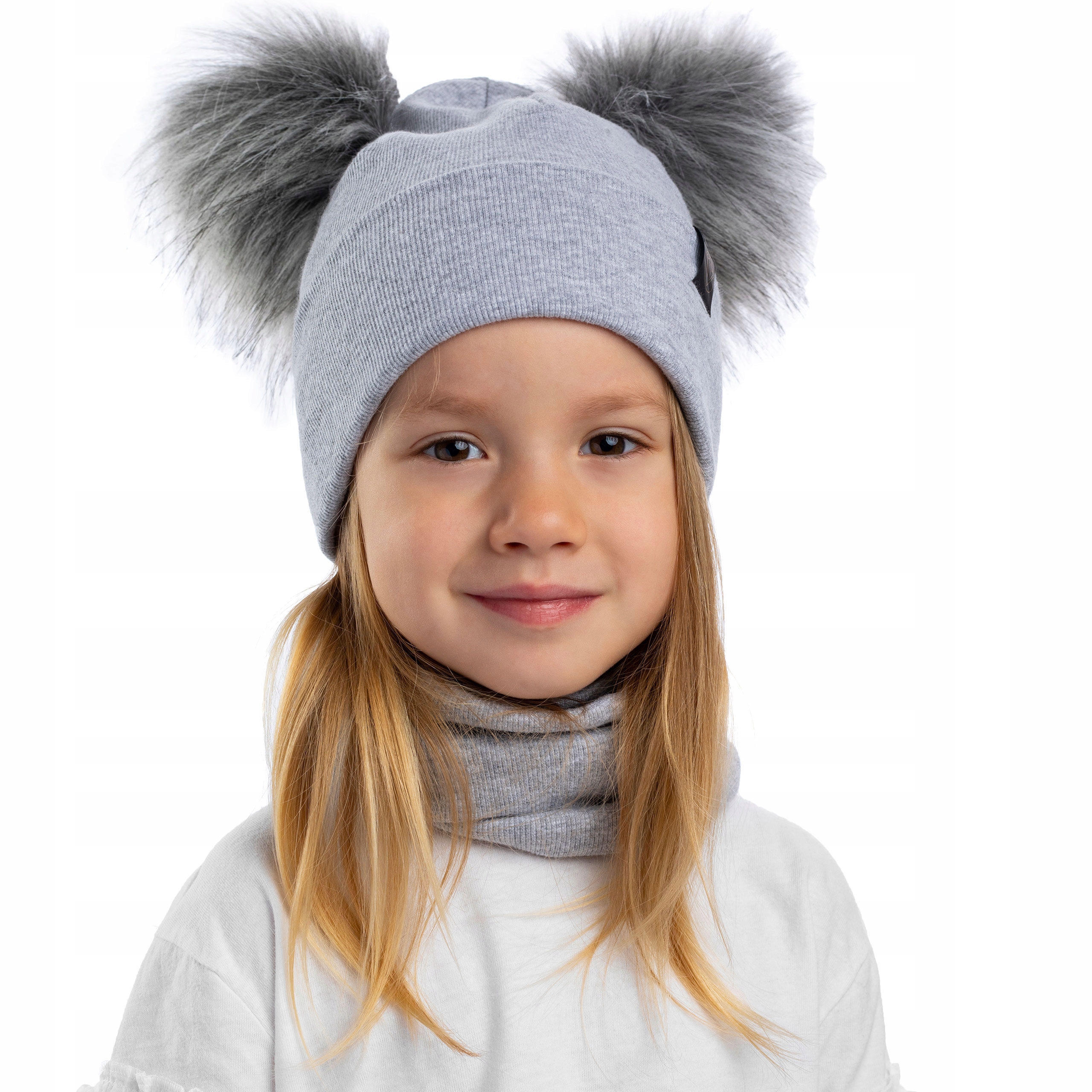 

Czapka komin komplet jesień zima 2 pompony 44-48