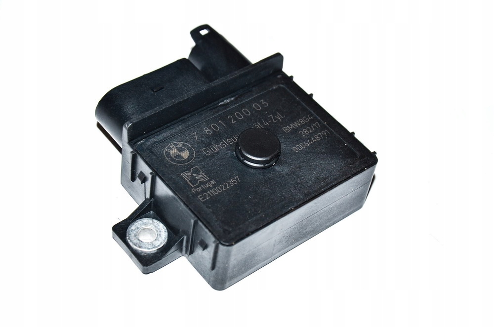 Бу свечей накаливания BMW OE 12217801200