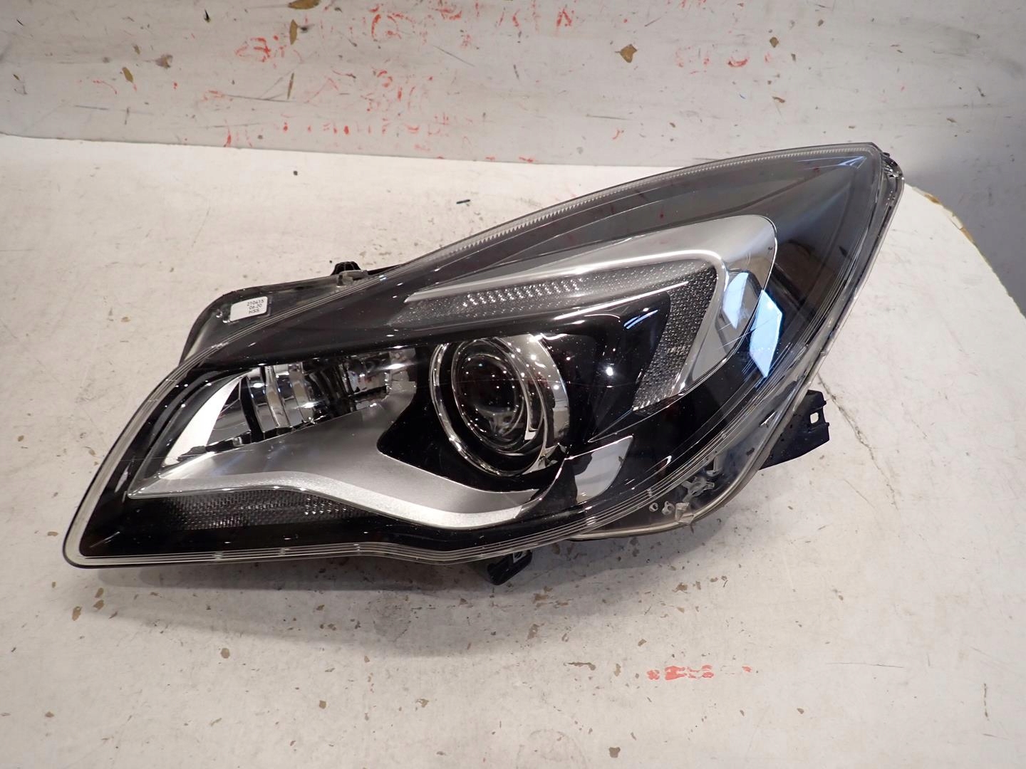 light front front left OPEL INSIGNIA A LIFT 2013- BI-XENON SKR 13426663