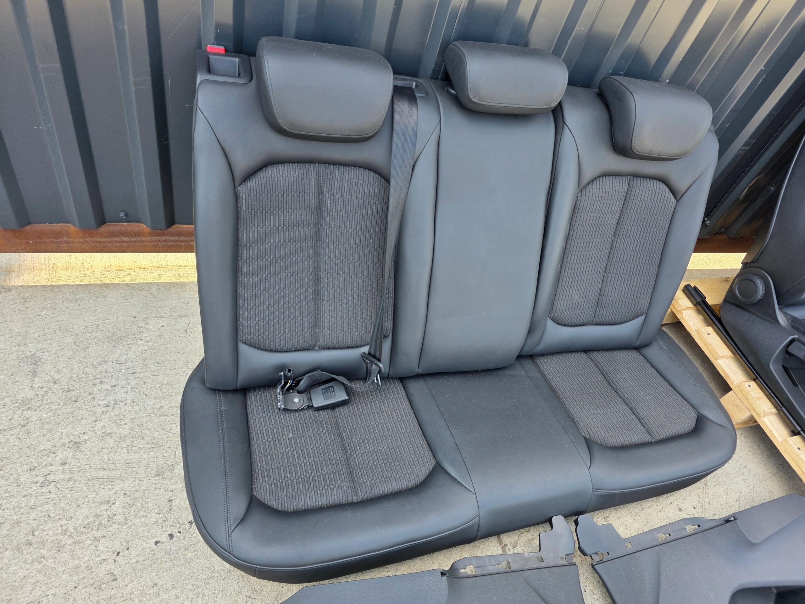 Sitz Sitze KOMPLET AUDI A3 8V 3-Tür Leder+MATERIAL EUROPA !!!