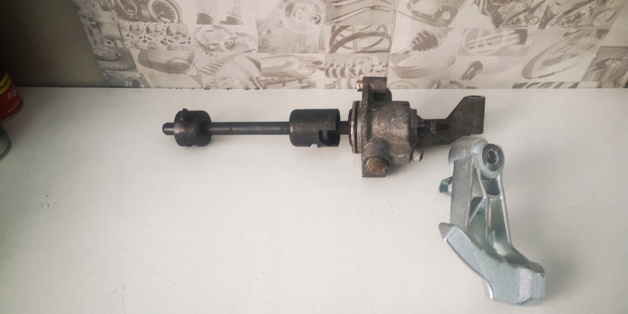 7H0711051H - Селектор лапи коробки передач VW T5 2.5 TDI