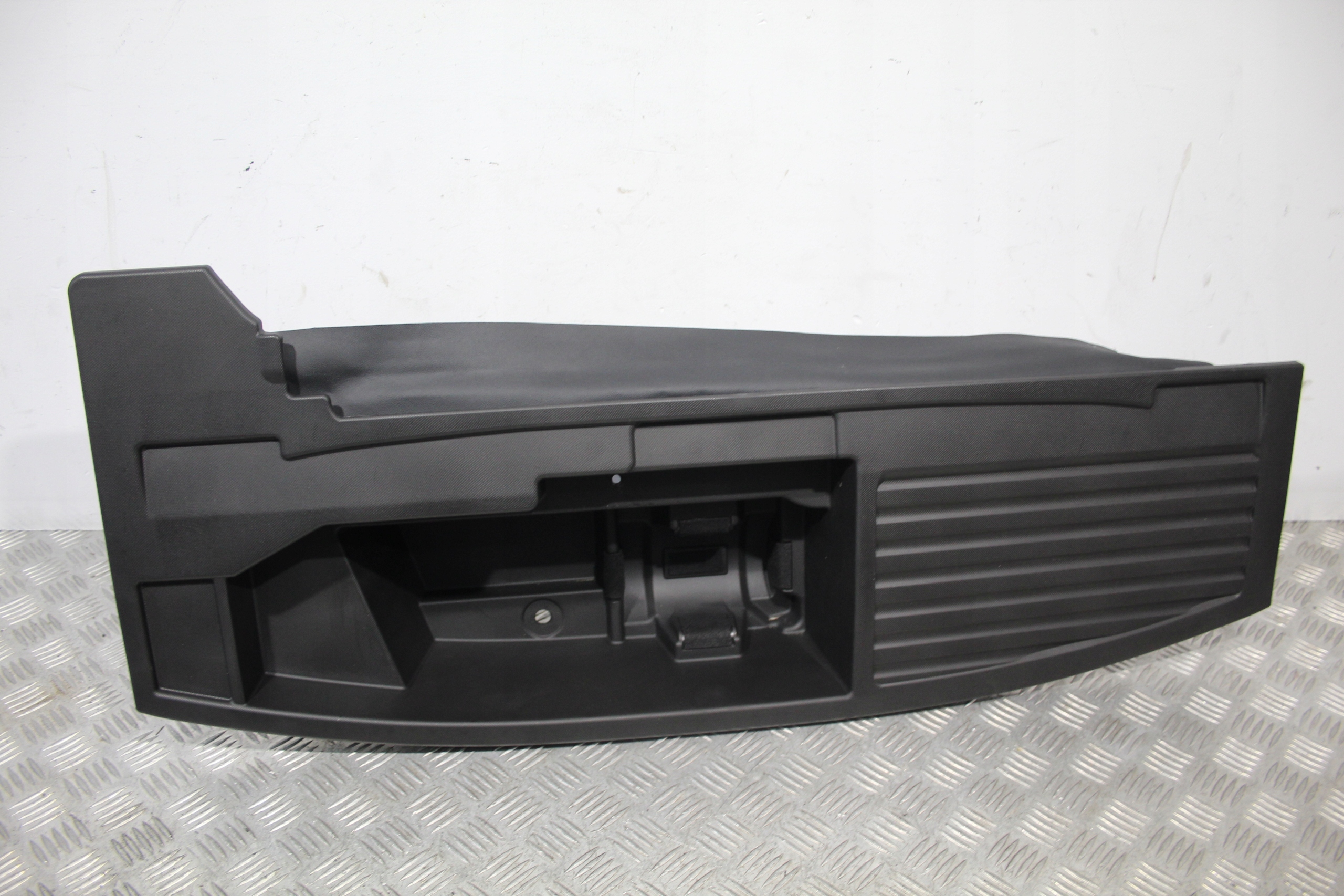 passenger compartment boot SUBARU XV LIFT