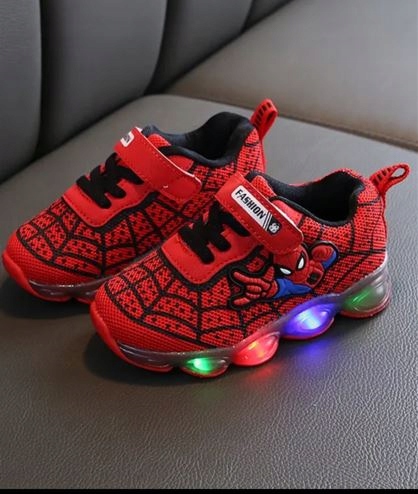 Świecące buty LED r. 30 dziecięce spiderman Marka bez marki