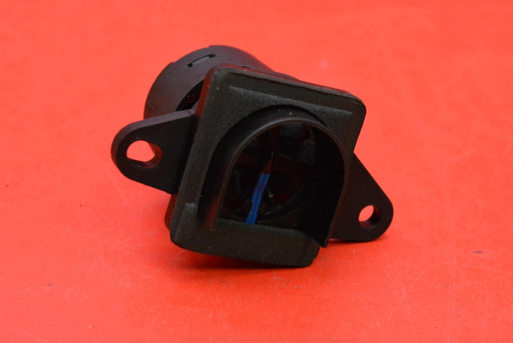 Sensor TEMPERATURY WEWNETRZNEJ 1494715-00-D TESLA MODEL Y 20
