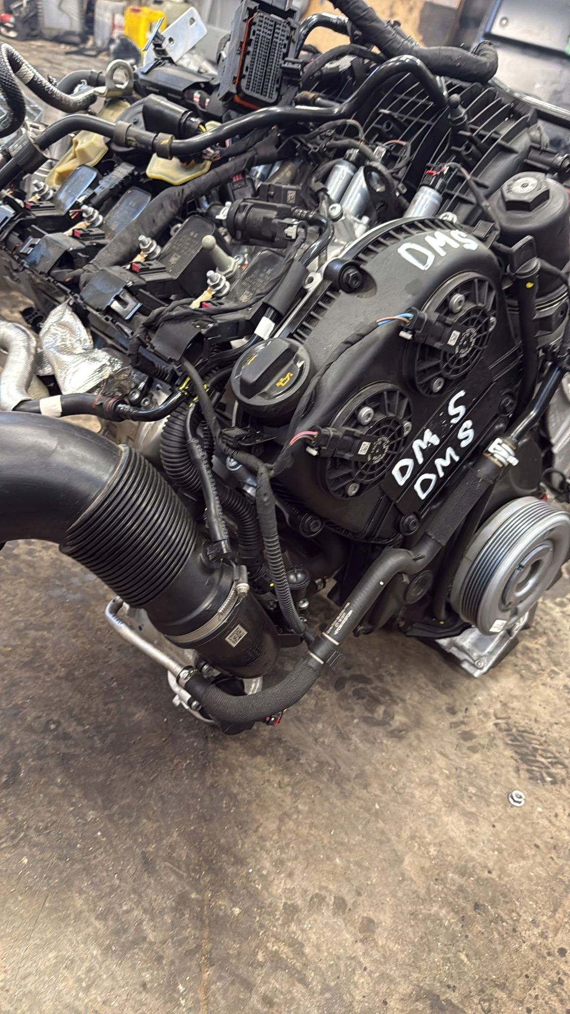 engine complete AUDI 2.0 TFSI 2TYS KM DMS