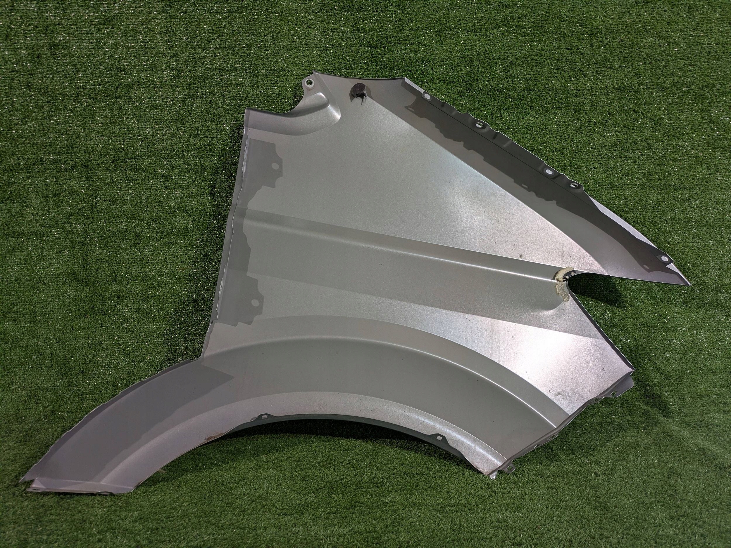 fender front left front VW CRAFTER II MAN TGE 17- NR.489