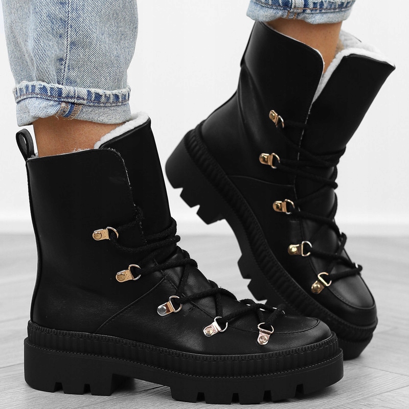 Černé dámské kotníkové boty s izolovanými traperkami, pohodlné, elegantní, s kožešinou