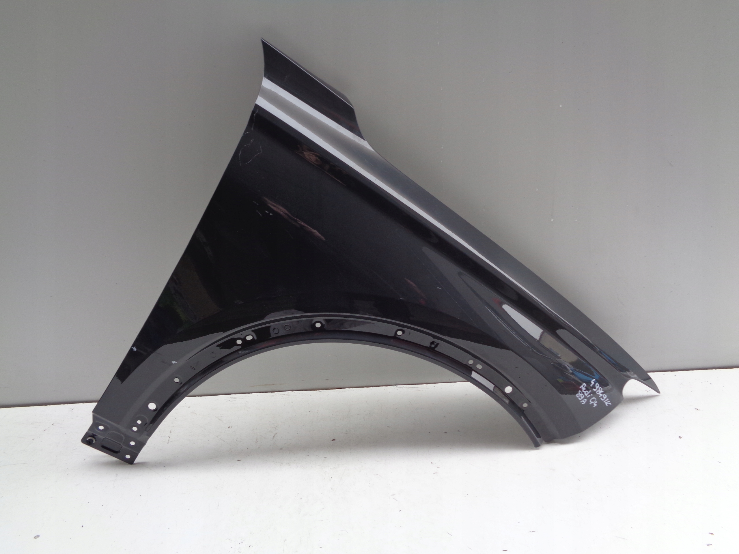 fender right front MERCEDES A-KLASA W177 18- NR 48595