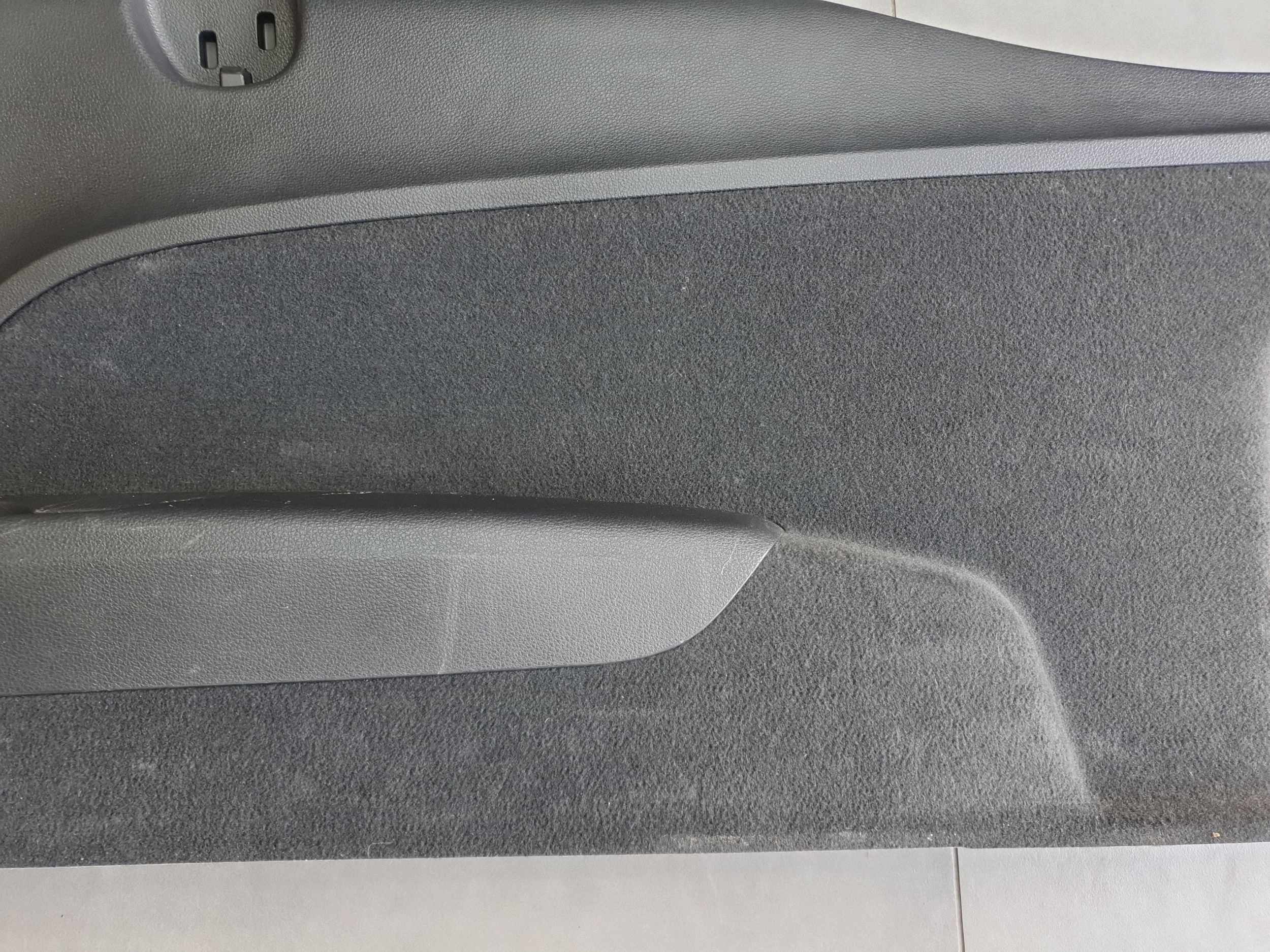 Audi Q7 4M boot upholstery right rear part 4M0863880C
