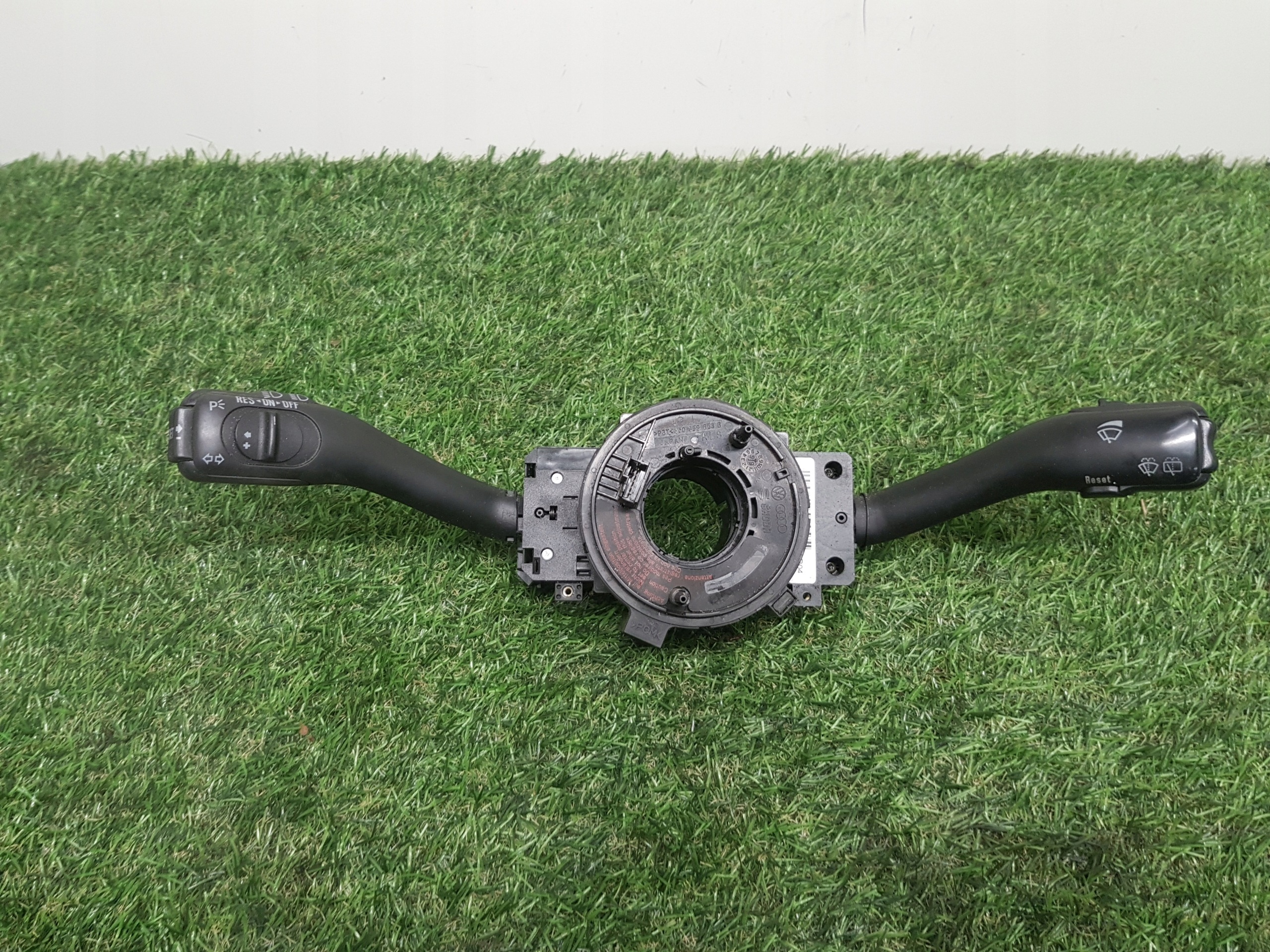 commande levier commodo sous volant AUDI A6-C5 4B0953503H