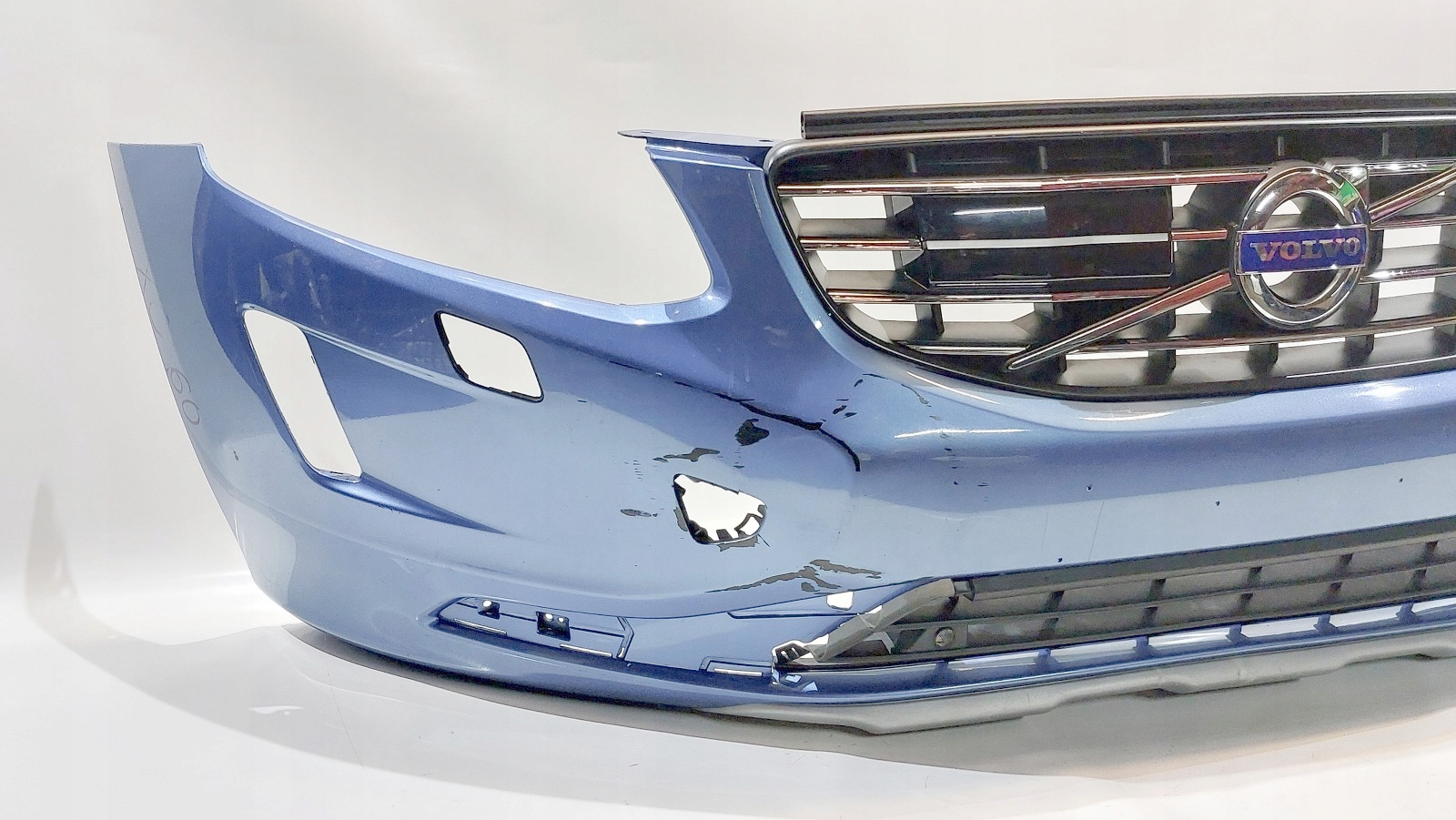 ZDERZAK PRZÓD PRZEDNI GRILL VOLVO XC60 I 13-17r LIFT Typ samochodu 4x4/SUV Samochody osobowe