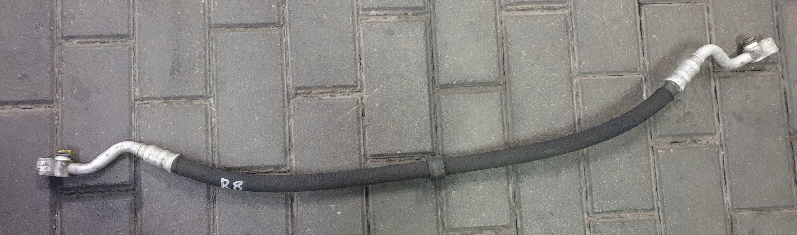 420260705a - Audi R8 420 06-10 кабель трубка кондиціонера Клими