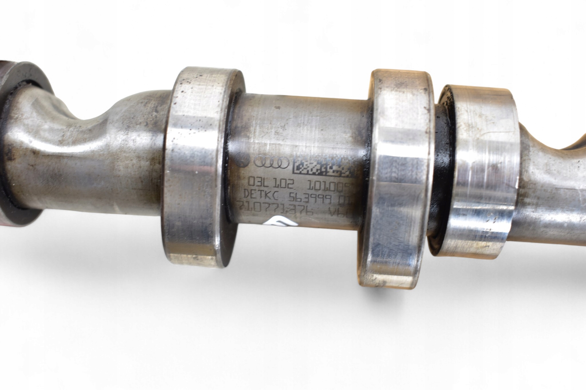Arbre à cames d’échappement AUDI A4 B8 2.0 TDI 03L102