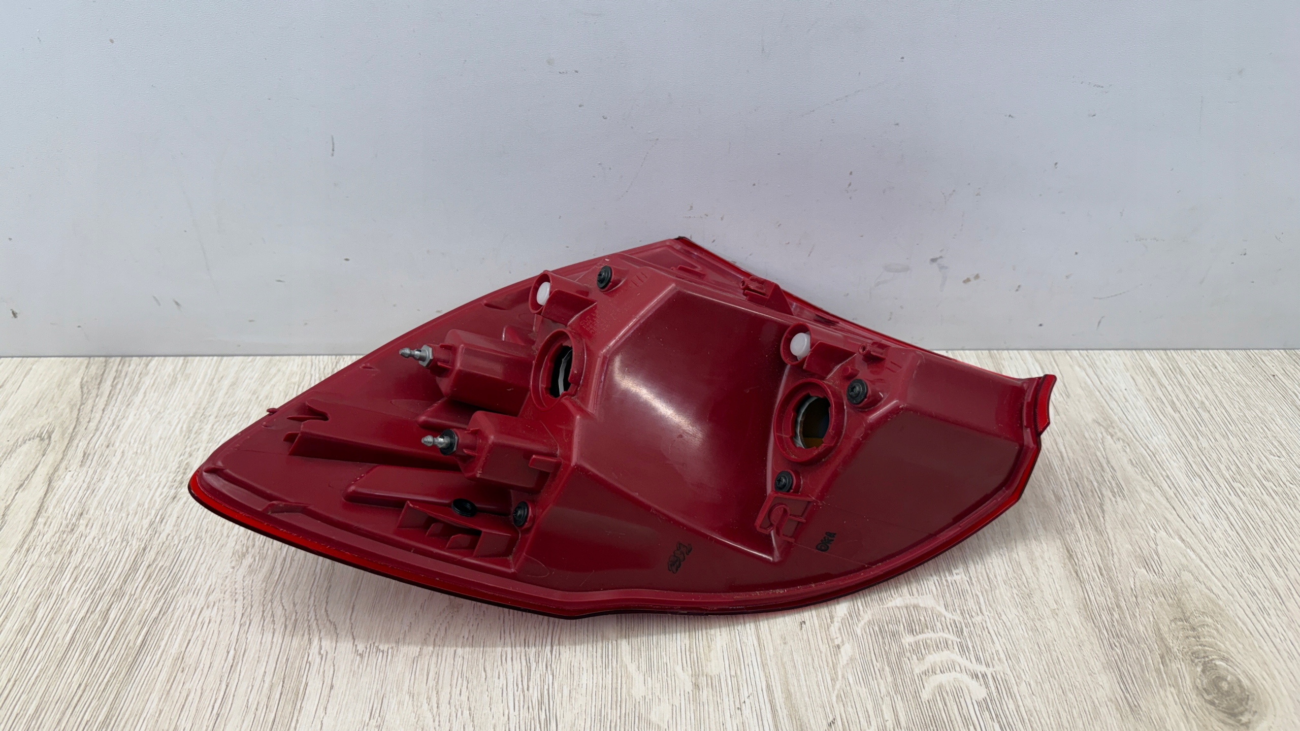KIA CEED 2 II HB 2012+ right light rear part 92402-A20 E401WR