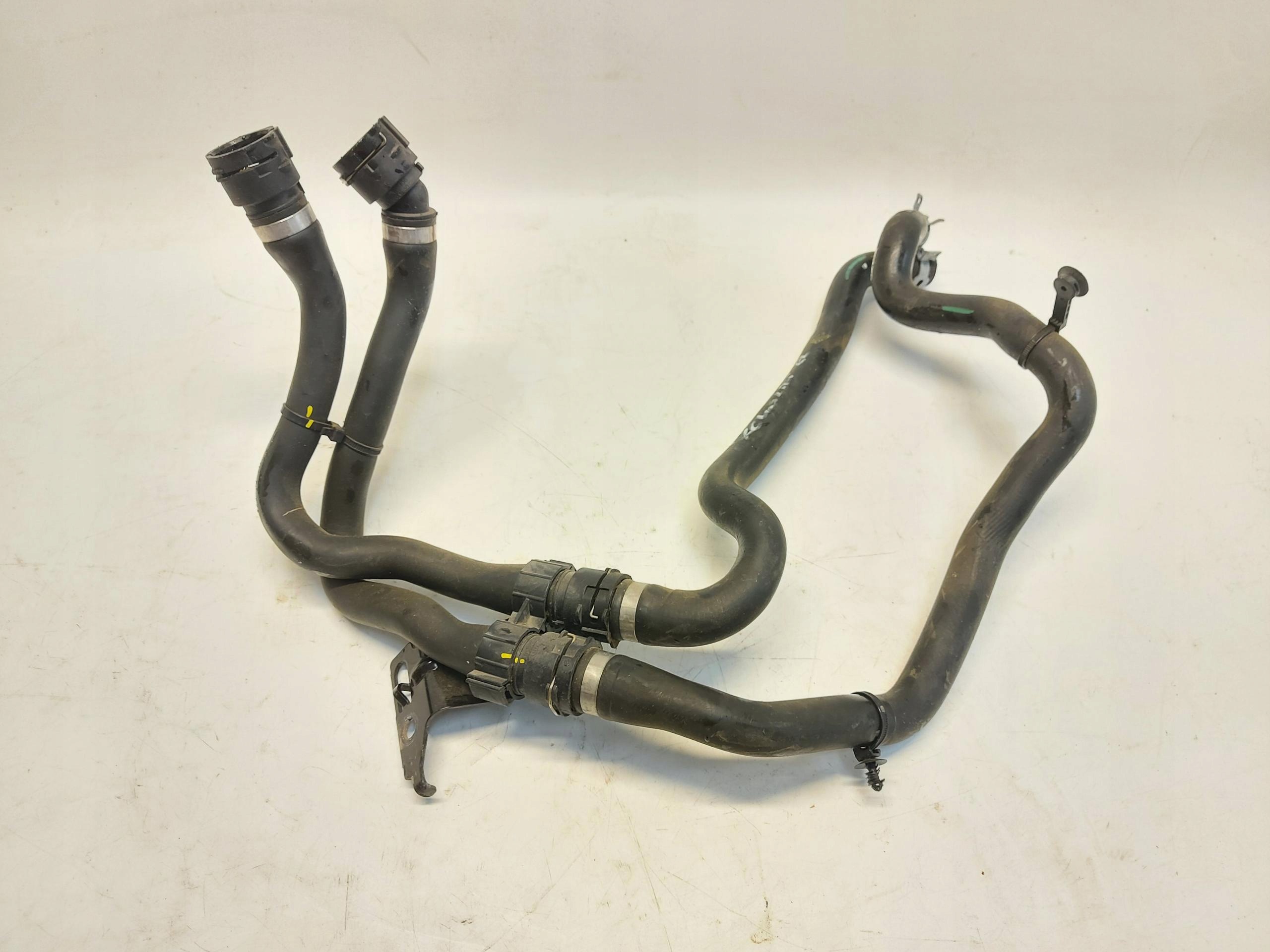 VOLVO XC40 LIFT prijenos cijev vode 32138731