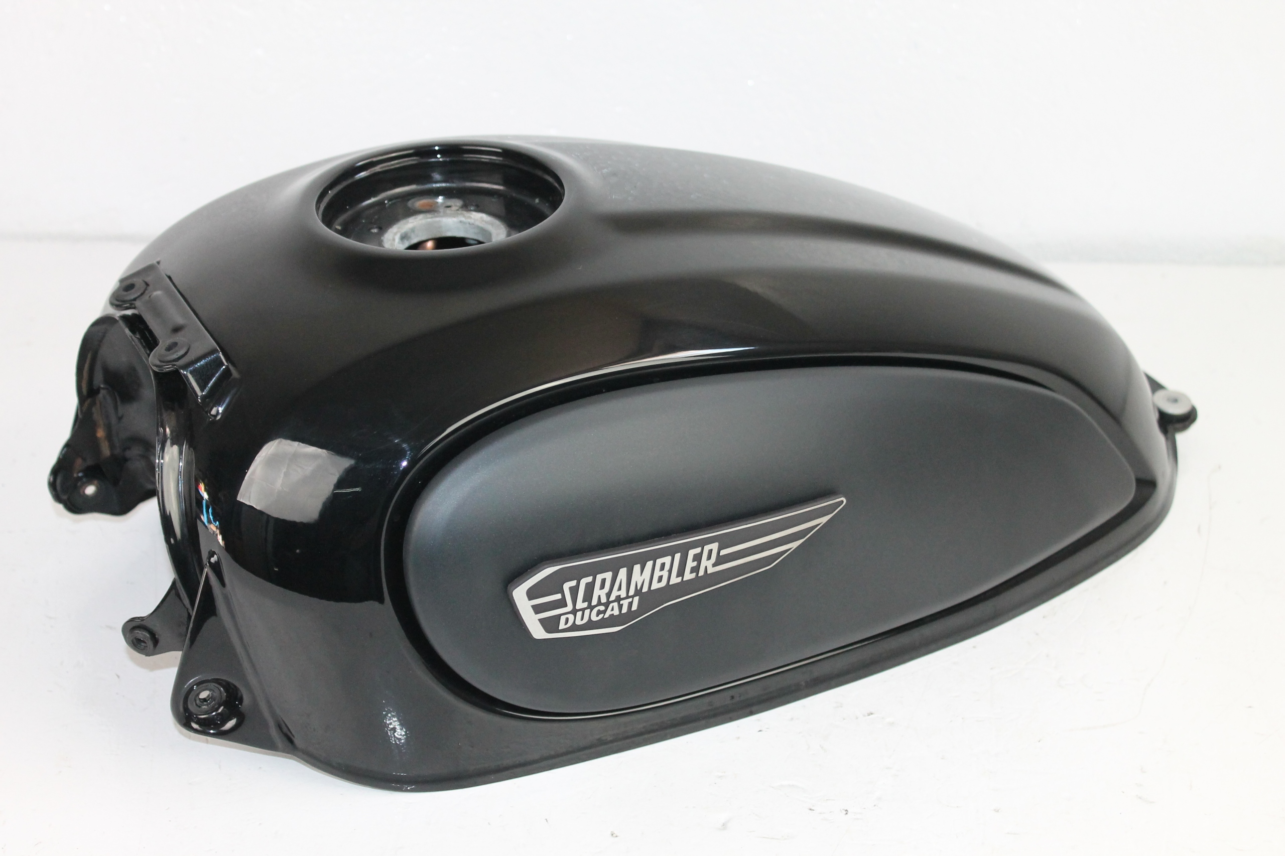 DUCATI SCRAMBLER 800 ABS BAK ZBIORNIK PALIWA