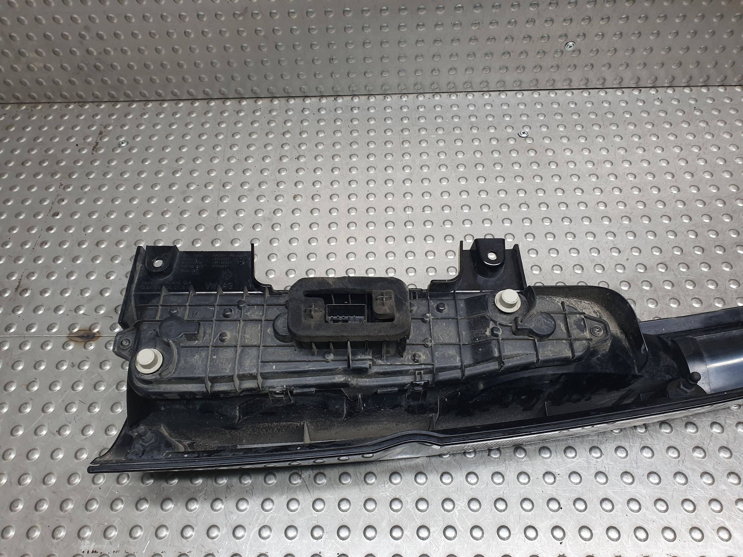 light left rear part 2K7945095 VW CADDY IV V EUROPA