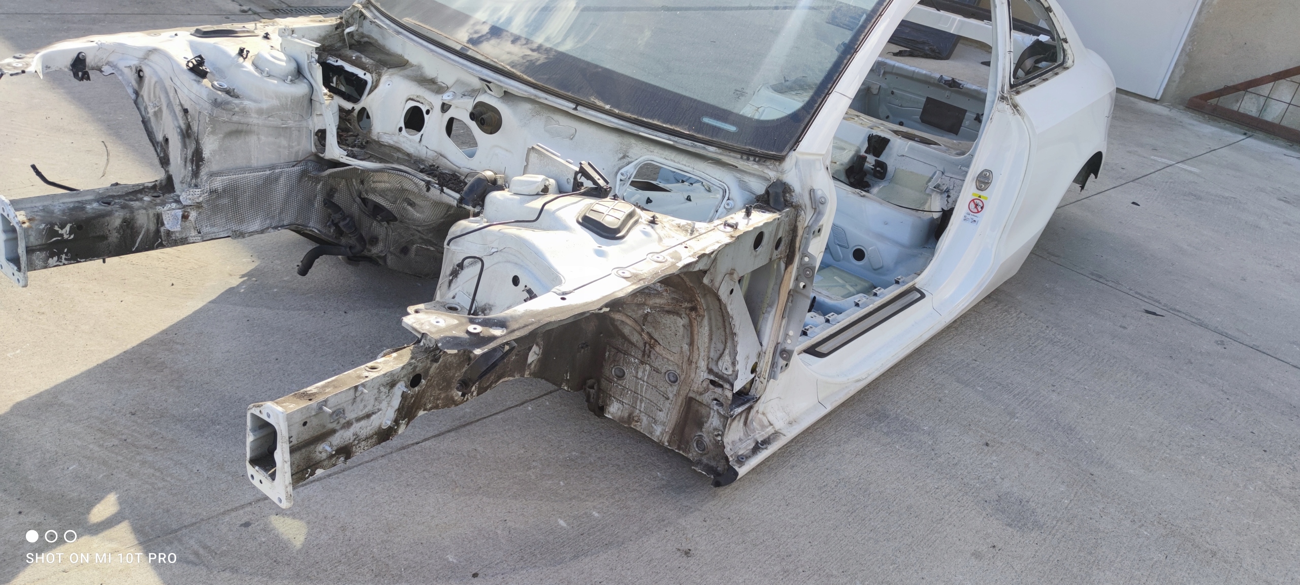 ЧЕТВЕРТИНА ЛОНЖЕРОН ФАРТУХ ЛІВИЙ ПЕРЕД A5t