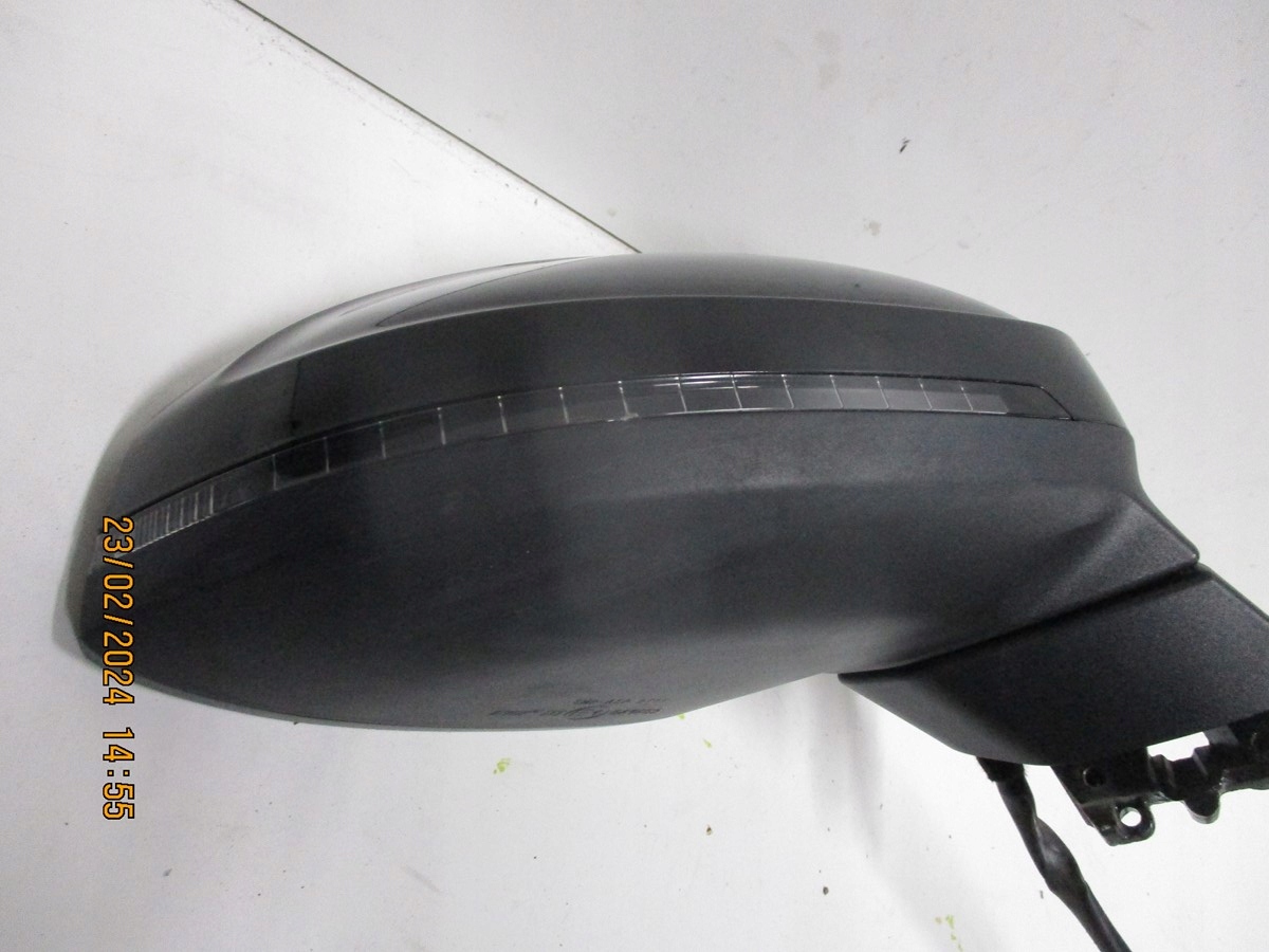 mirror Audi A4 8W0 17R 6 of cables right left