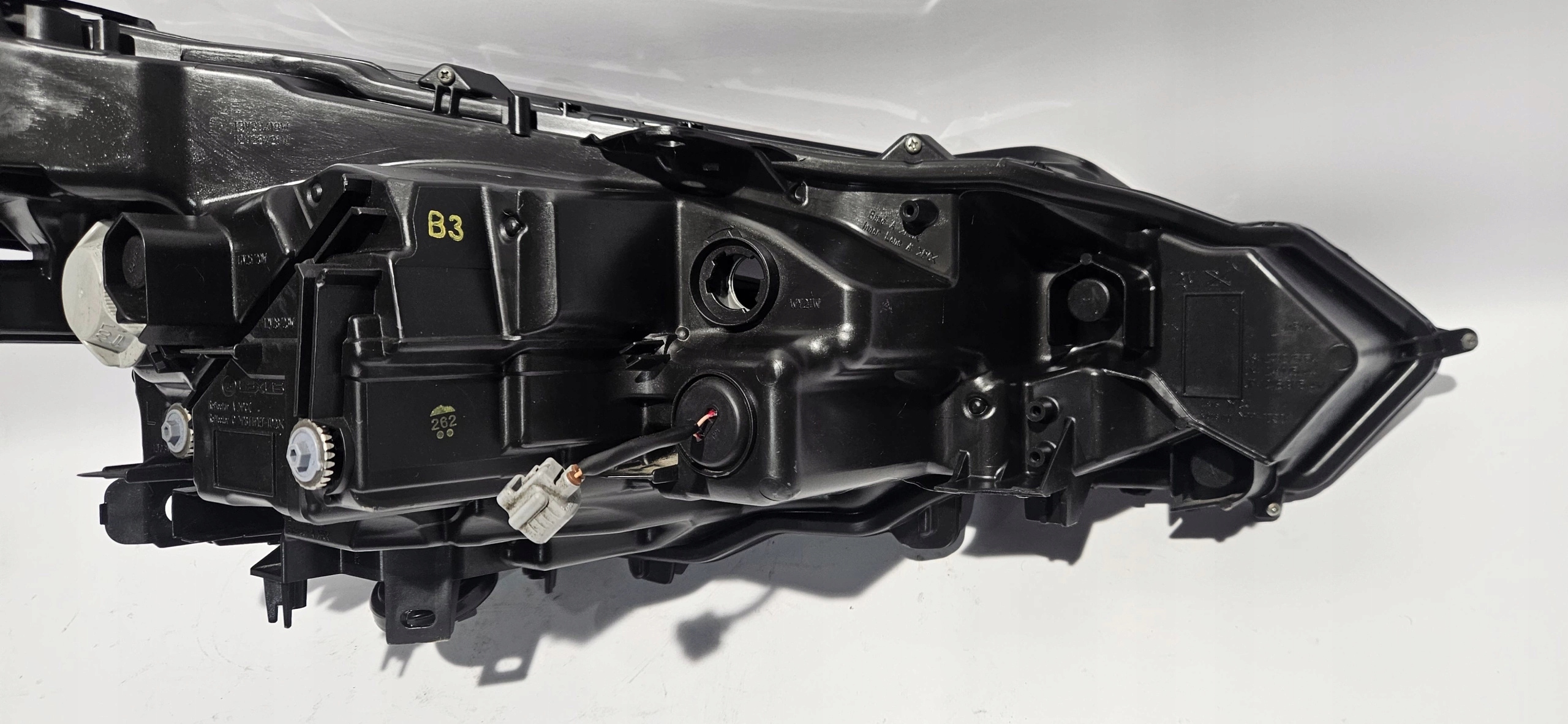 light left front LED LEXUS UX 18-22 EUROPA original