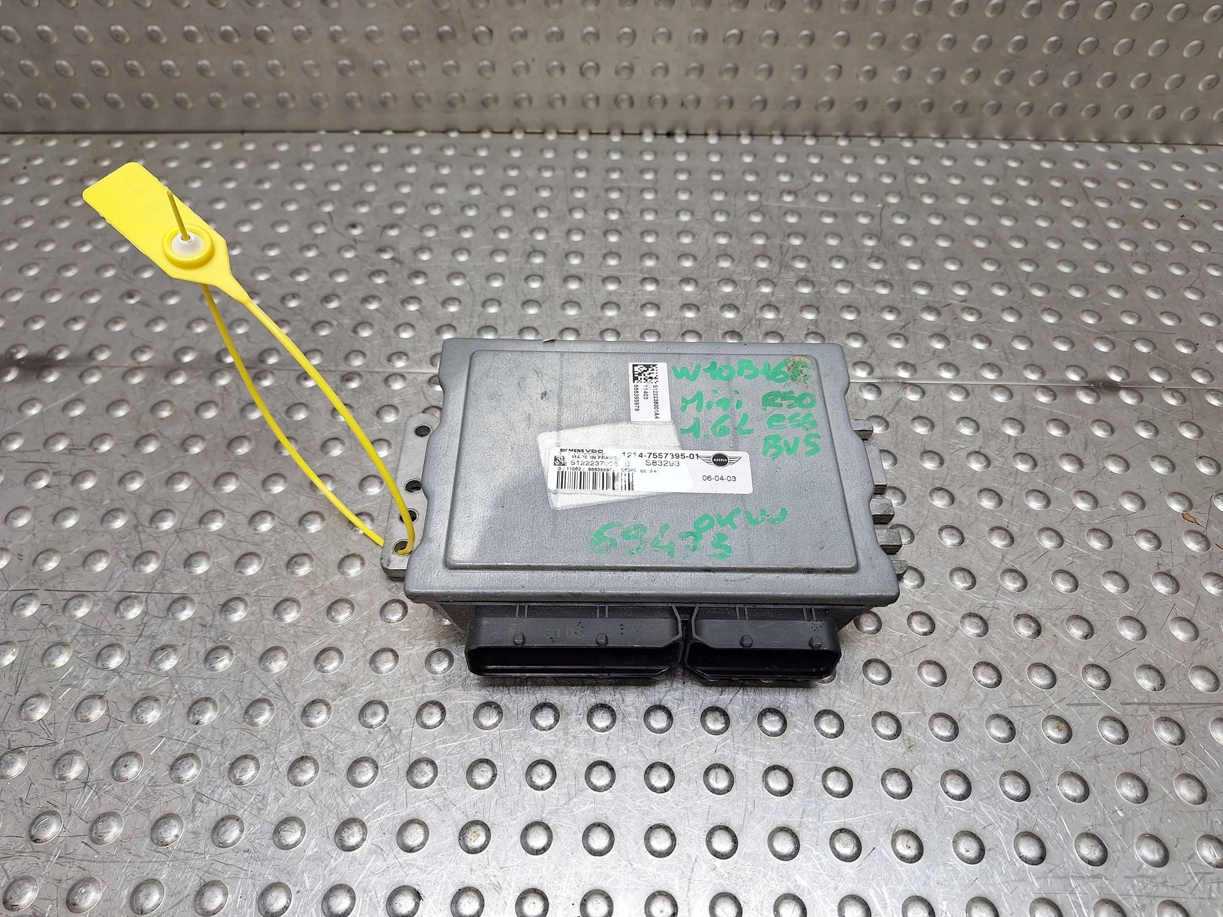 computer control unit of the engine 7557395 MINI R50 R52 R53 1.6 16V