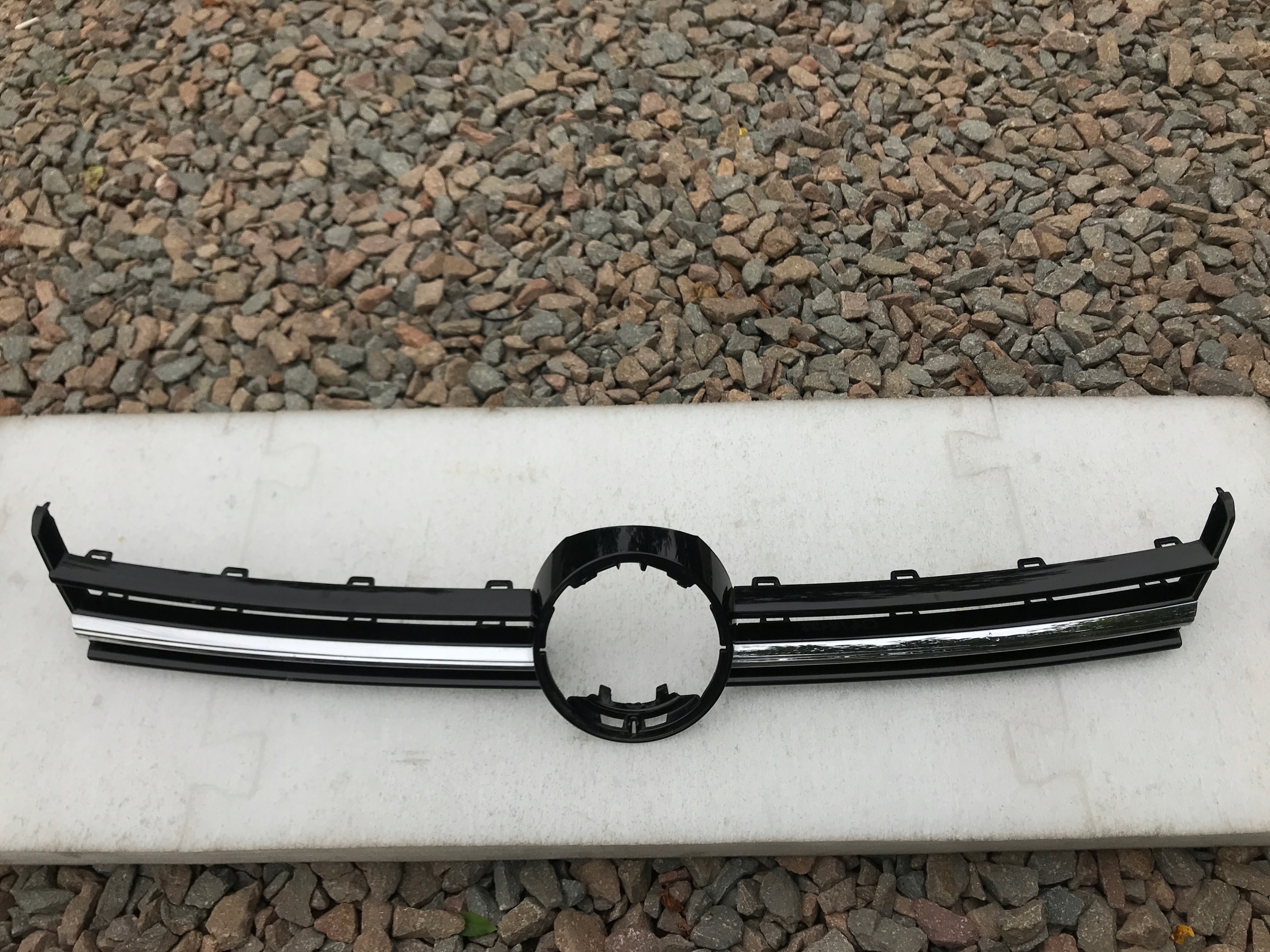 vw Golf 7 VII 5G решетка радиатора перед 2012-2018