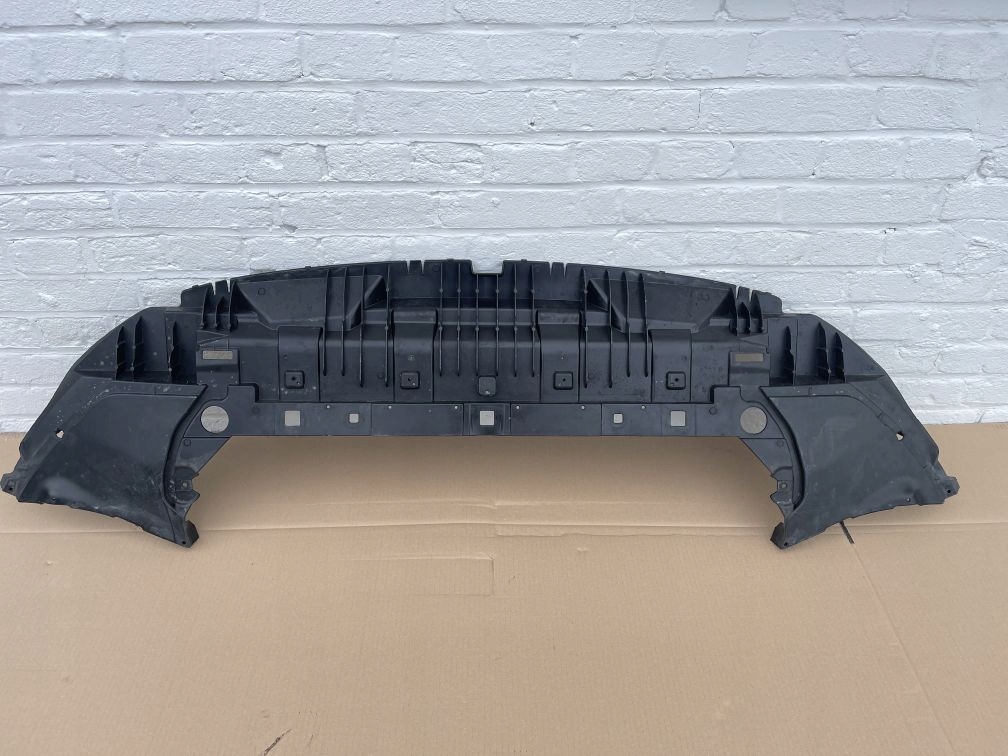 PŁYTA OSŁONA POD ZDERZAK VOLVO XC40 32136051