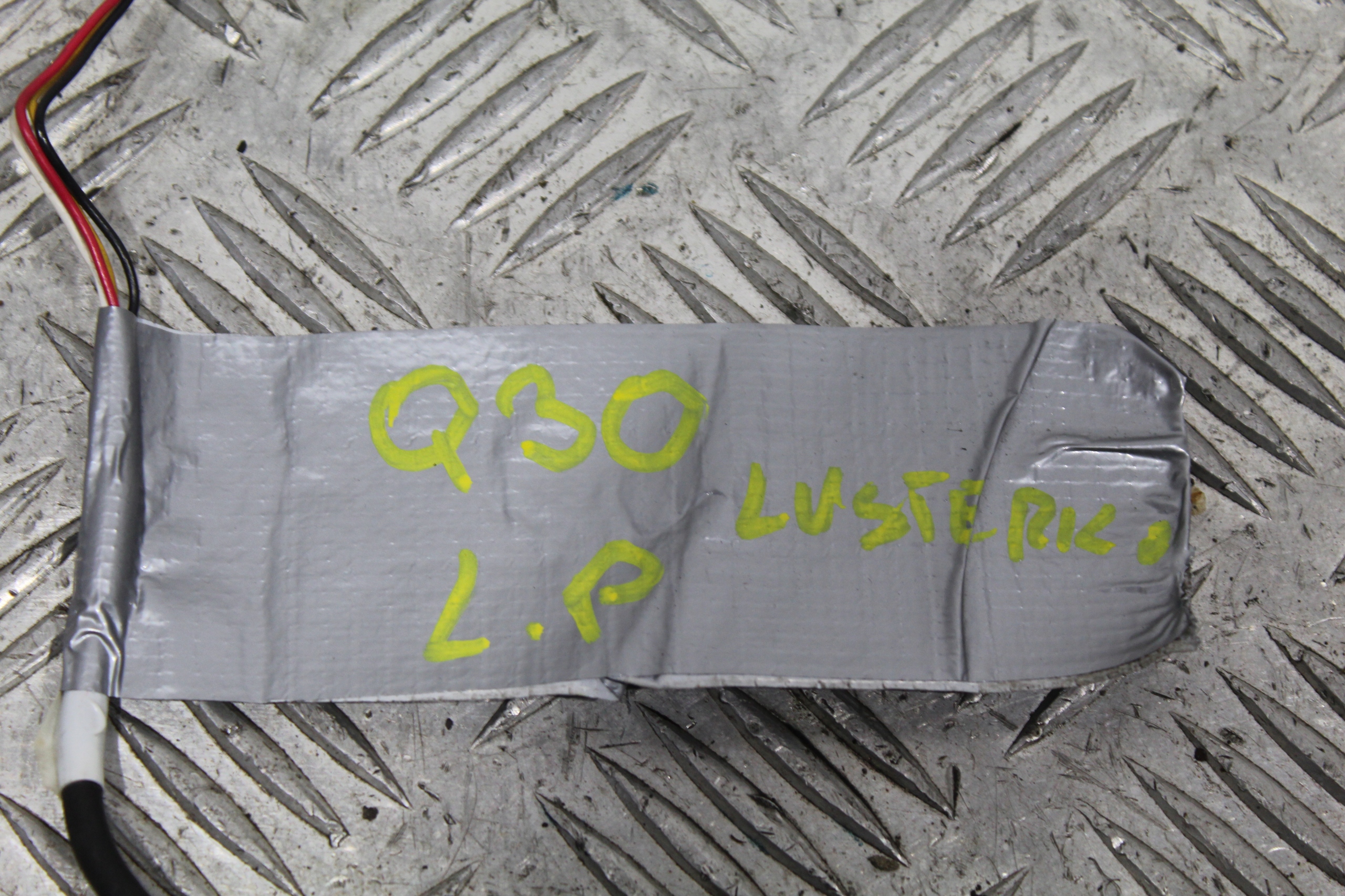 KAMERA mirrors left INFINITI Q30