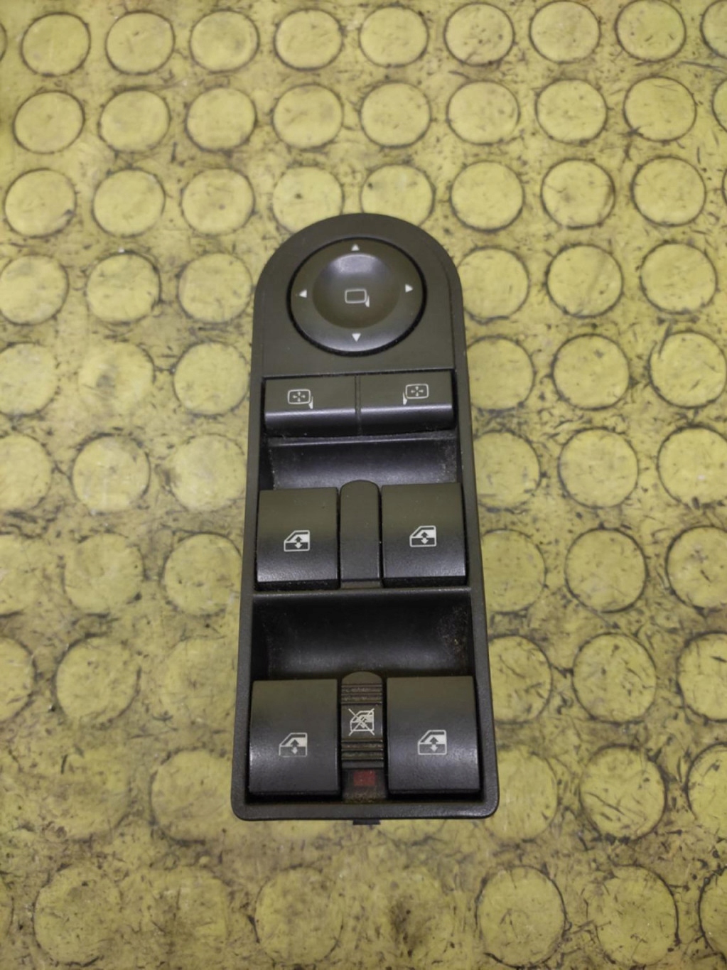 OPEL ZAFIRA B window control switch