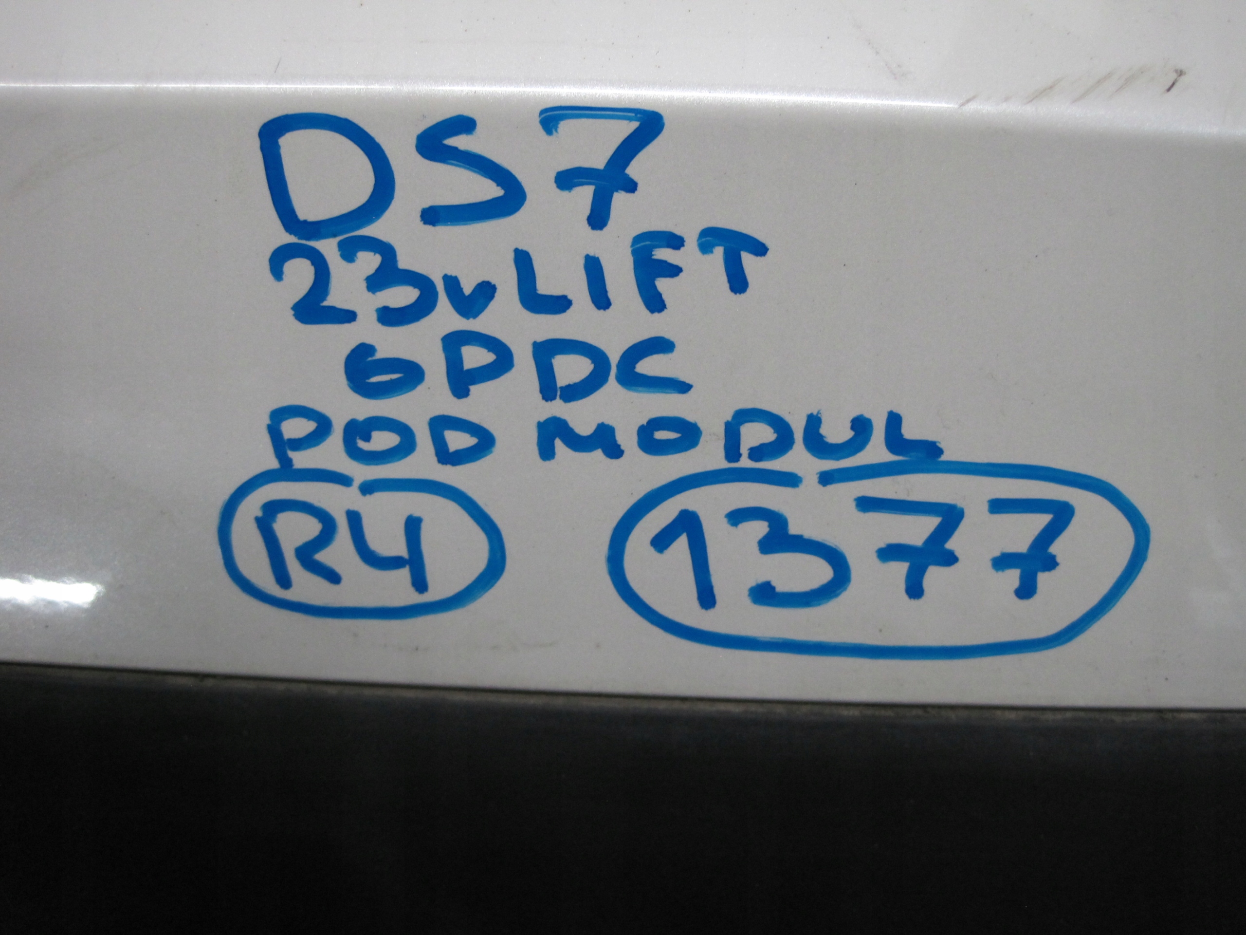 bumper rear part rear CITROEN DS7 24R 6 PDC LIFT