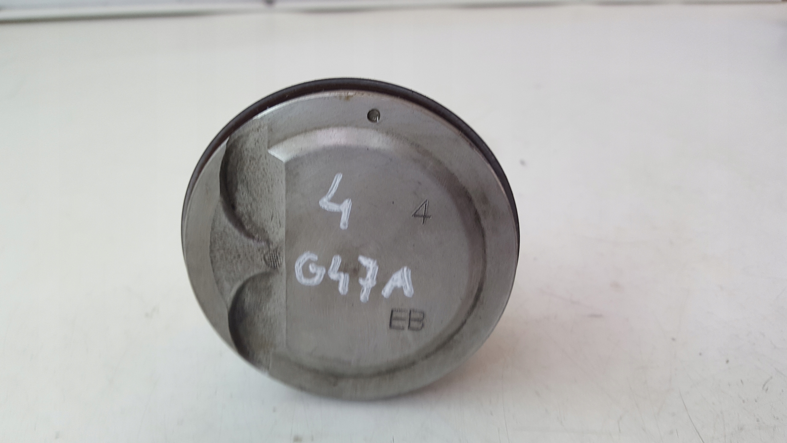 piston connecting rod Kia 1,4 petrol