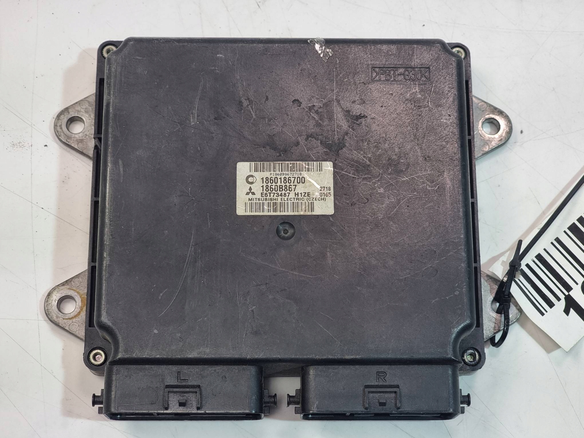 computer 1860B867 1.3 16V MITSHUBISHI COLT