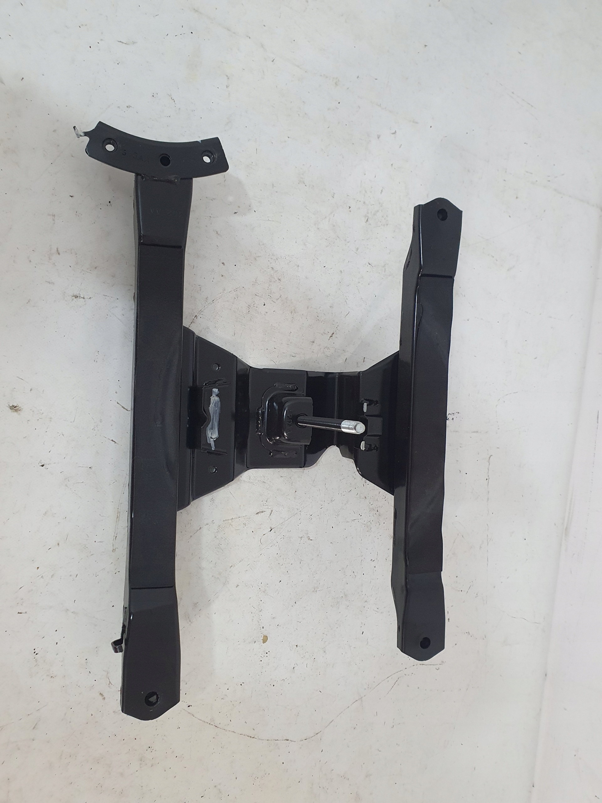 CHRYSLER PACIFICA II 17- Support plaque Roues de la roue de secours DOJAZDOWEGO 68381548AA