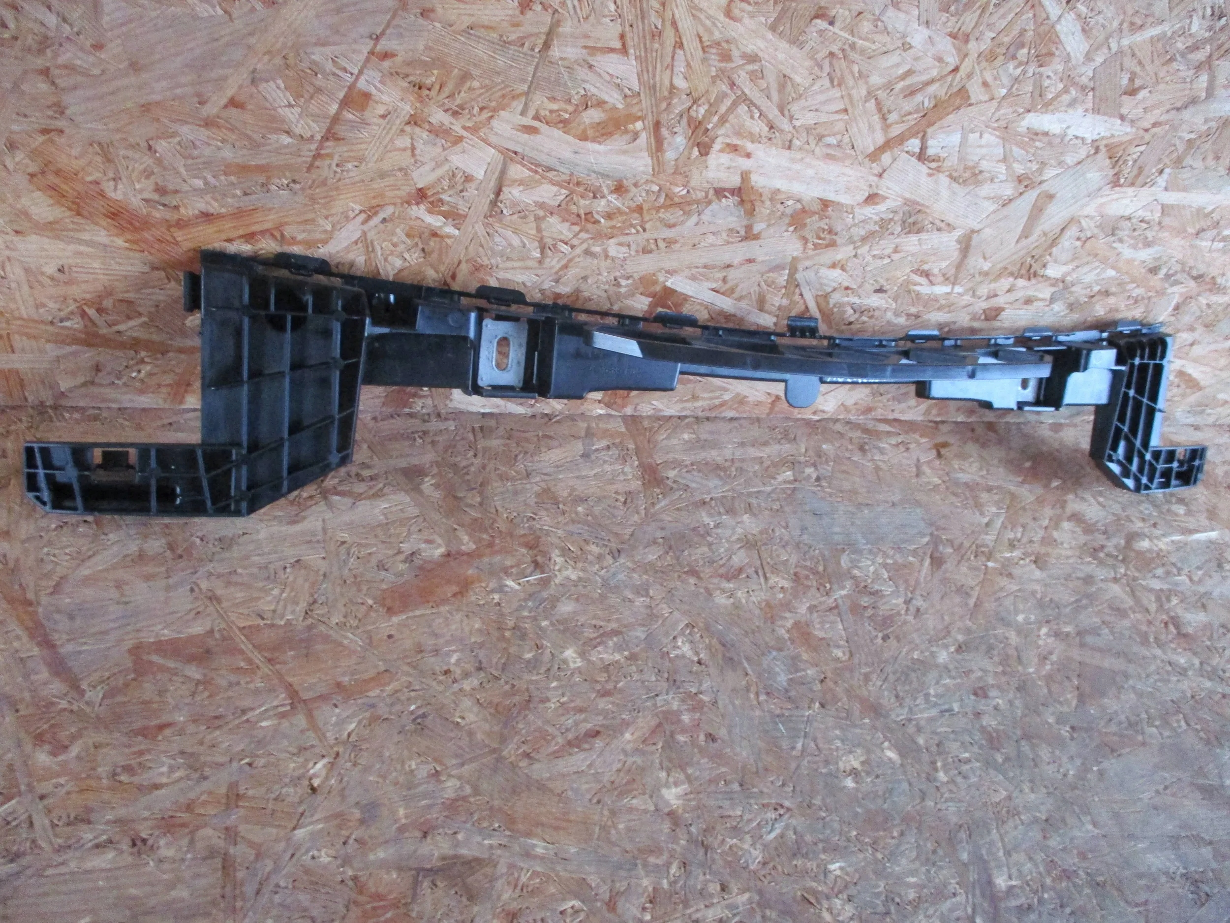 bumper bracket rear part MB C KLASA W206 sedan