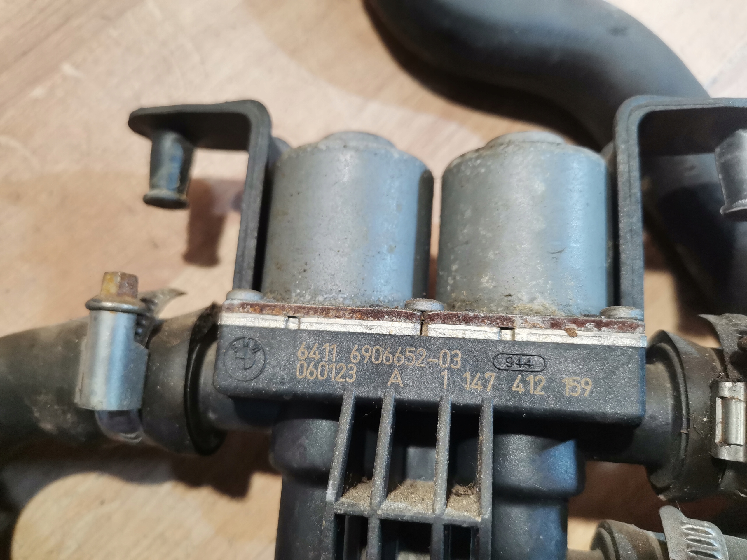 elektroventil vode BMW X5 E53 6906652
