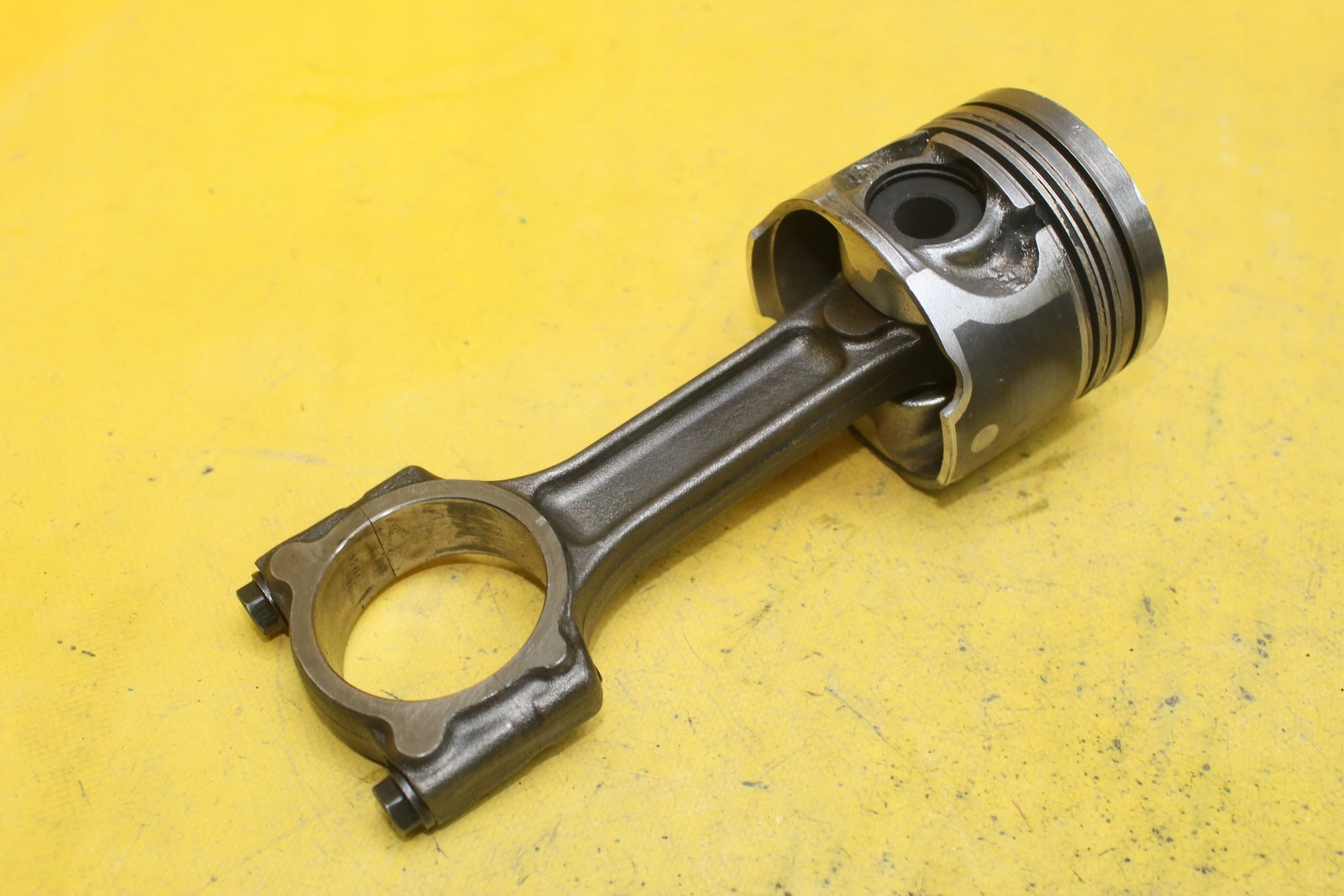 ПОРШЕНЬ КОРОБЧАТЫЙ CLIO III K9M768 1.5 DCI 5575AA