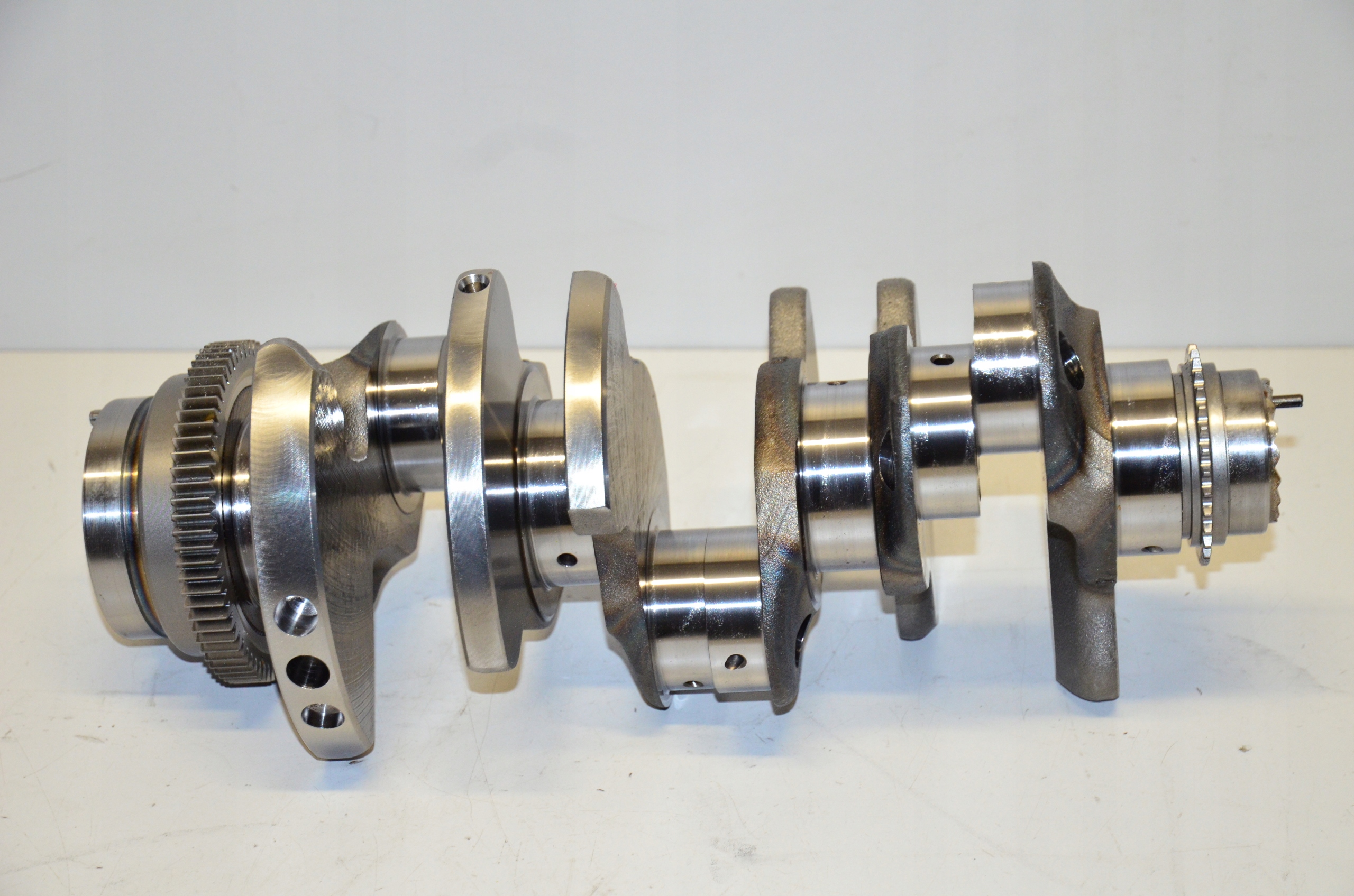 AUDI S5 8W 3.0 TFSI CWG NOWY WAŁ KORBOWY Typ silnika Benzyna